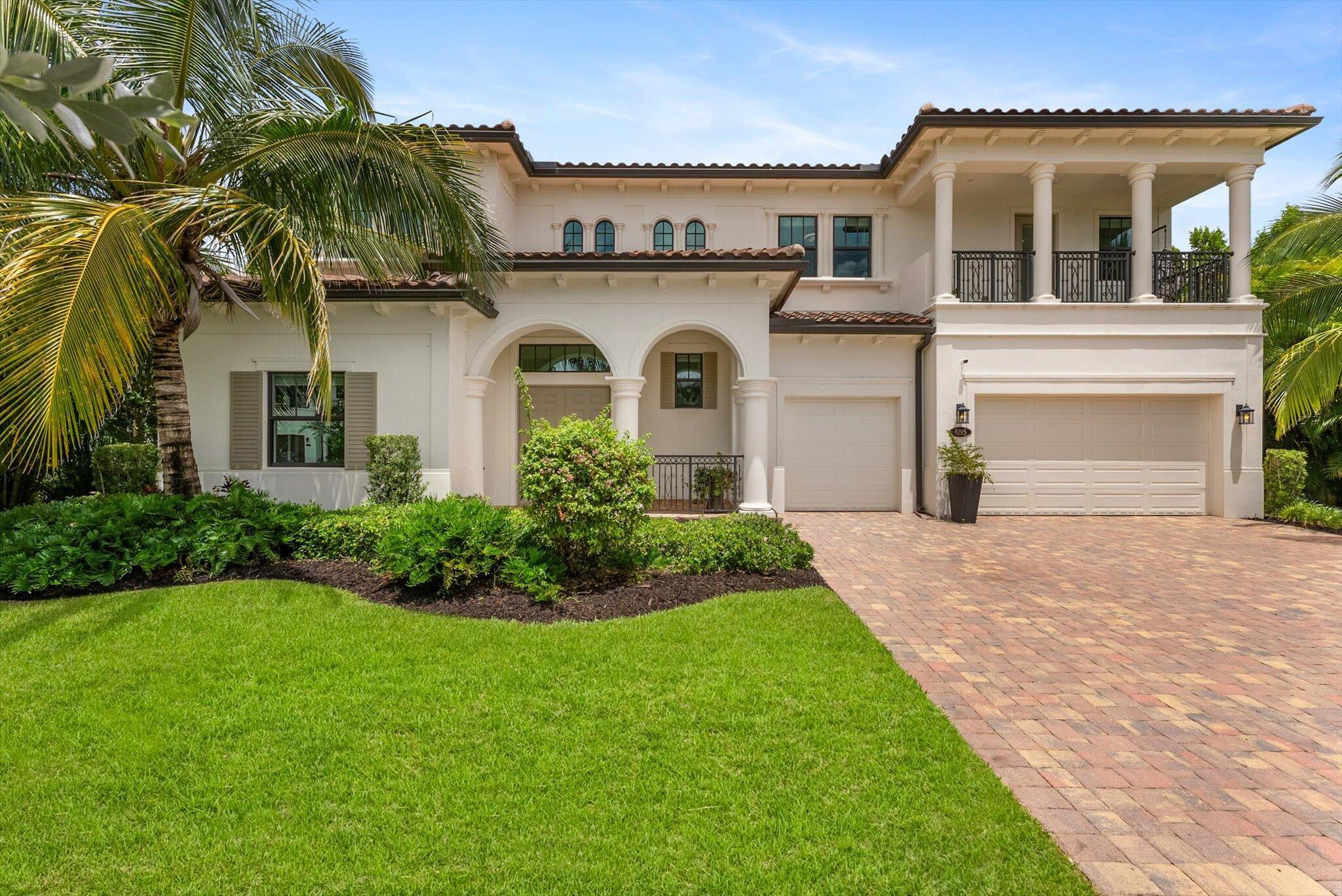 8195 Grand Prix Lane