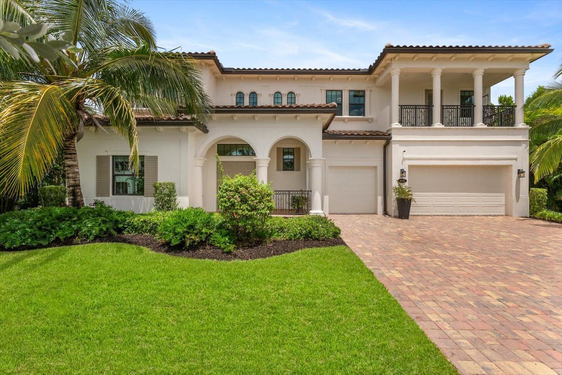 8195 Grand Prix Lane