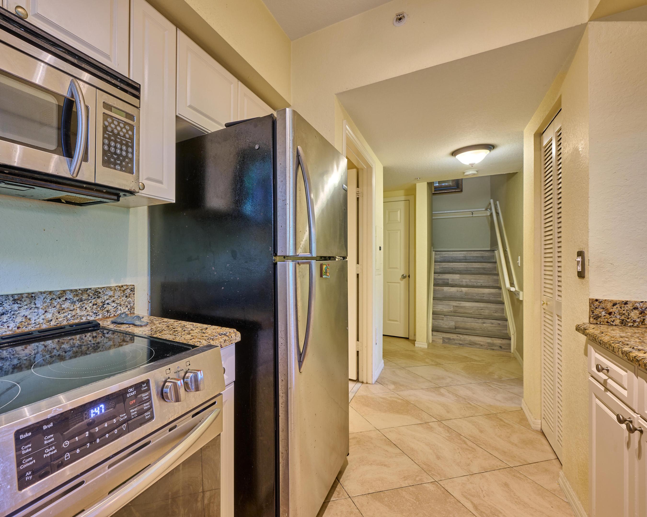 6436 W Sample Road 6436