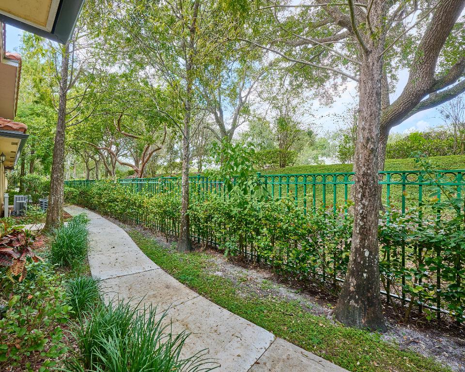 6436 W Sample Road 6436