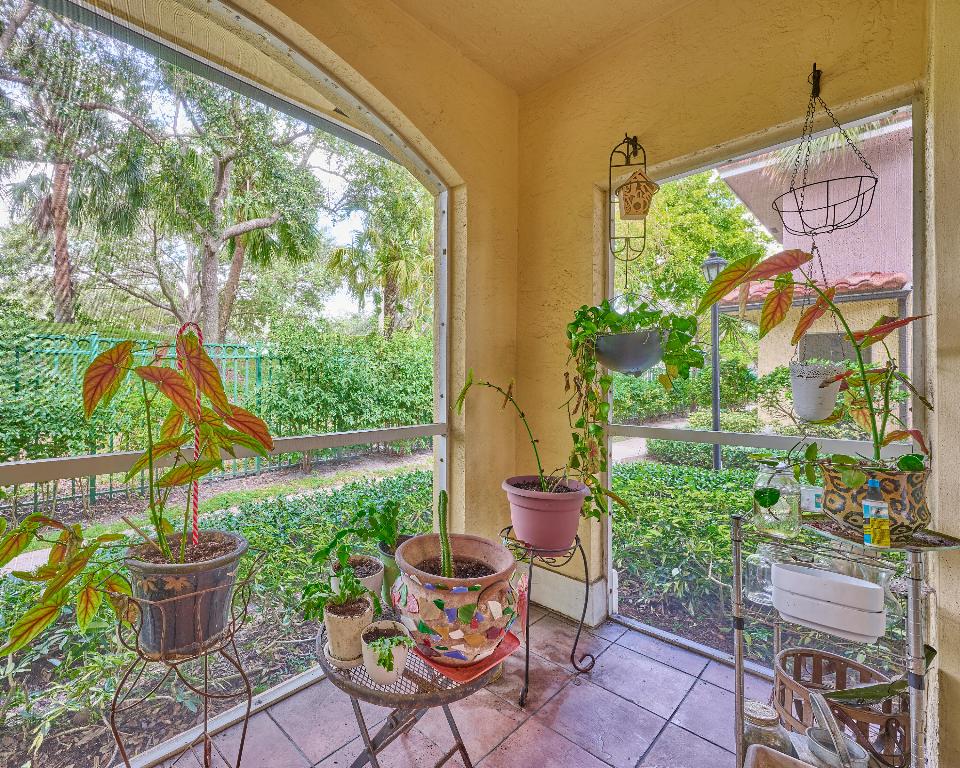 6436 W Sample Road 6436