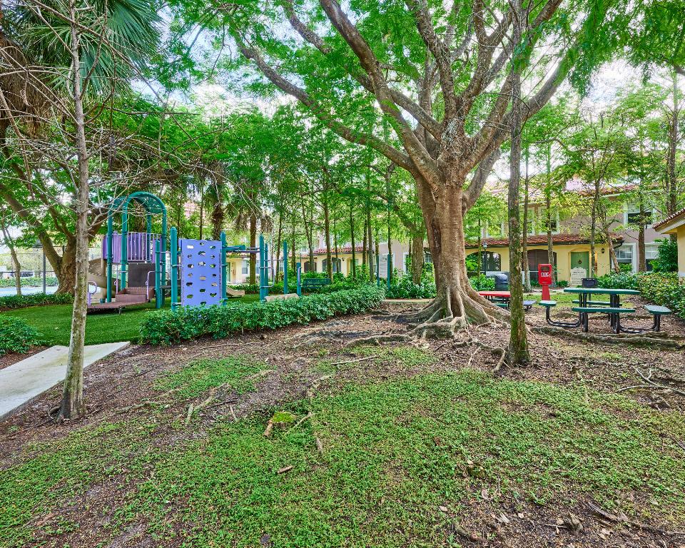 6436 W Sample Road 6436