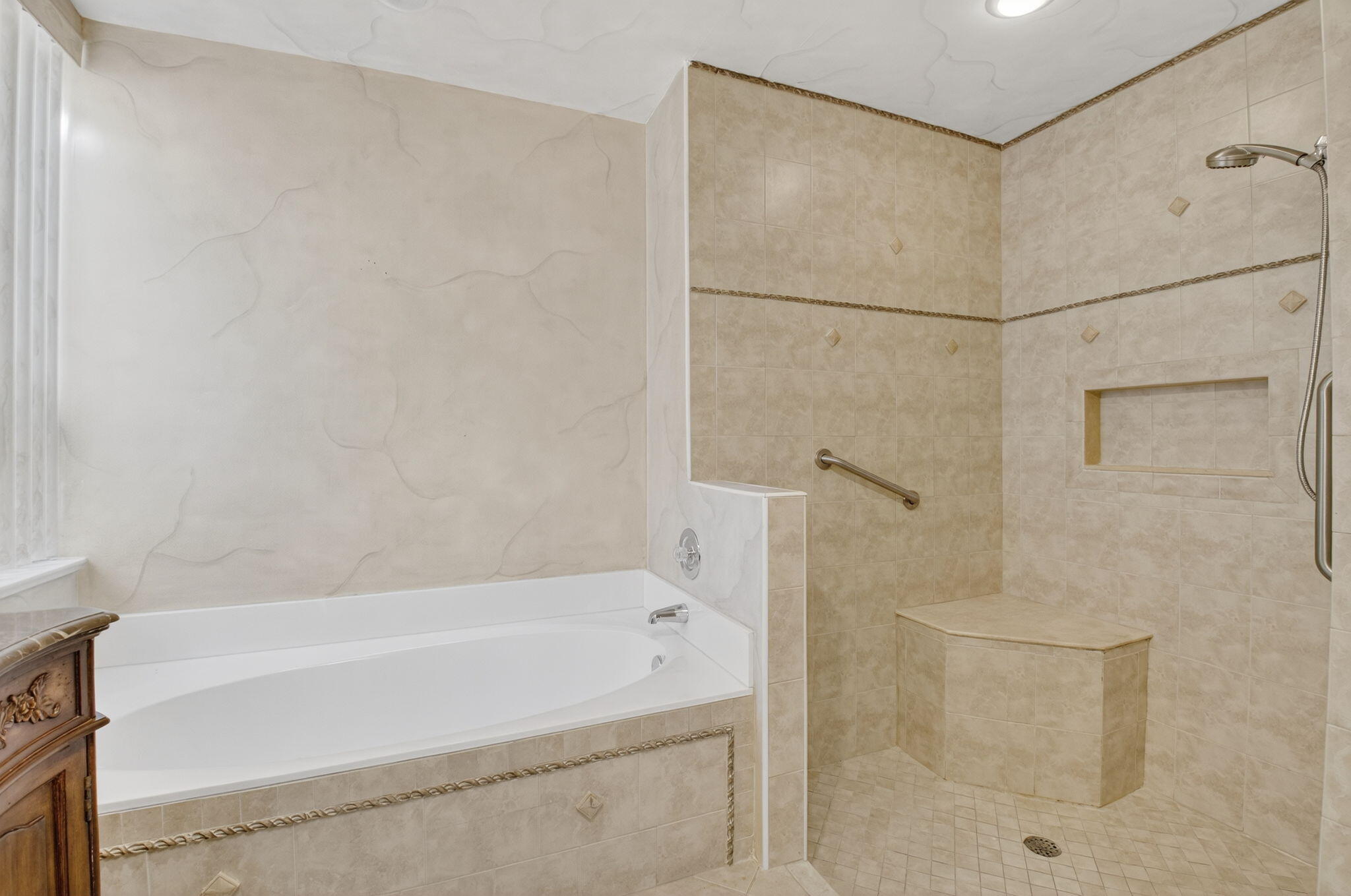 23449 Torre Circle