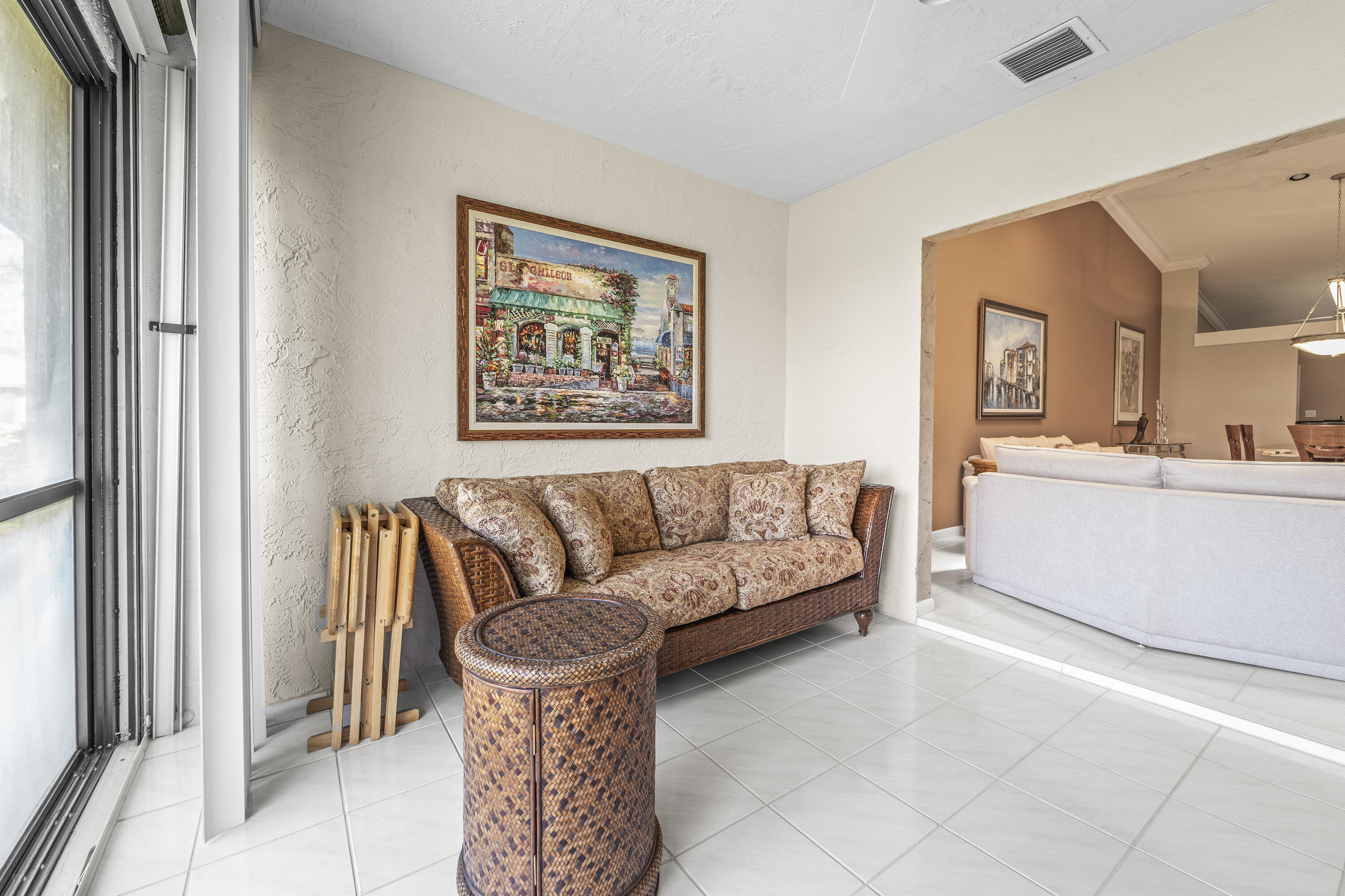 6067 Kings Gate Circle