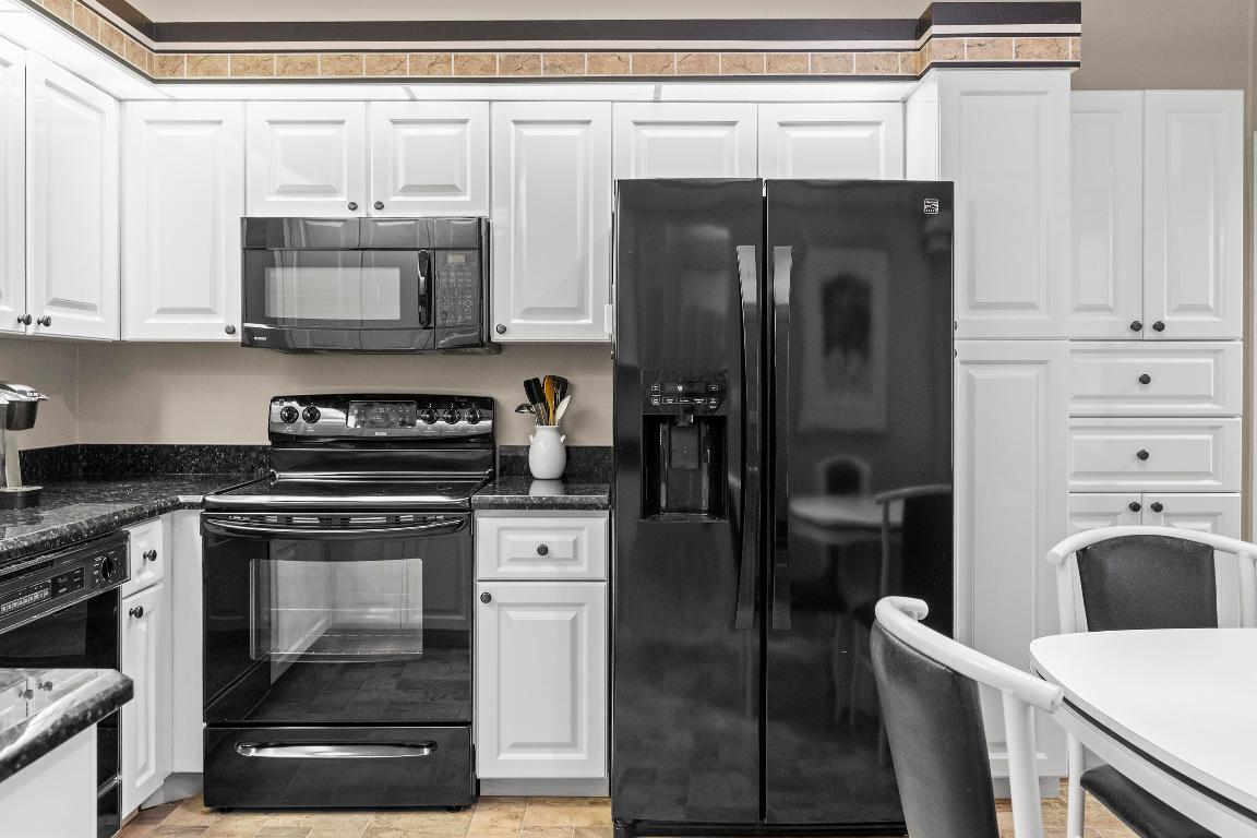 6067 Kings Gate Circle