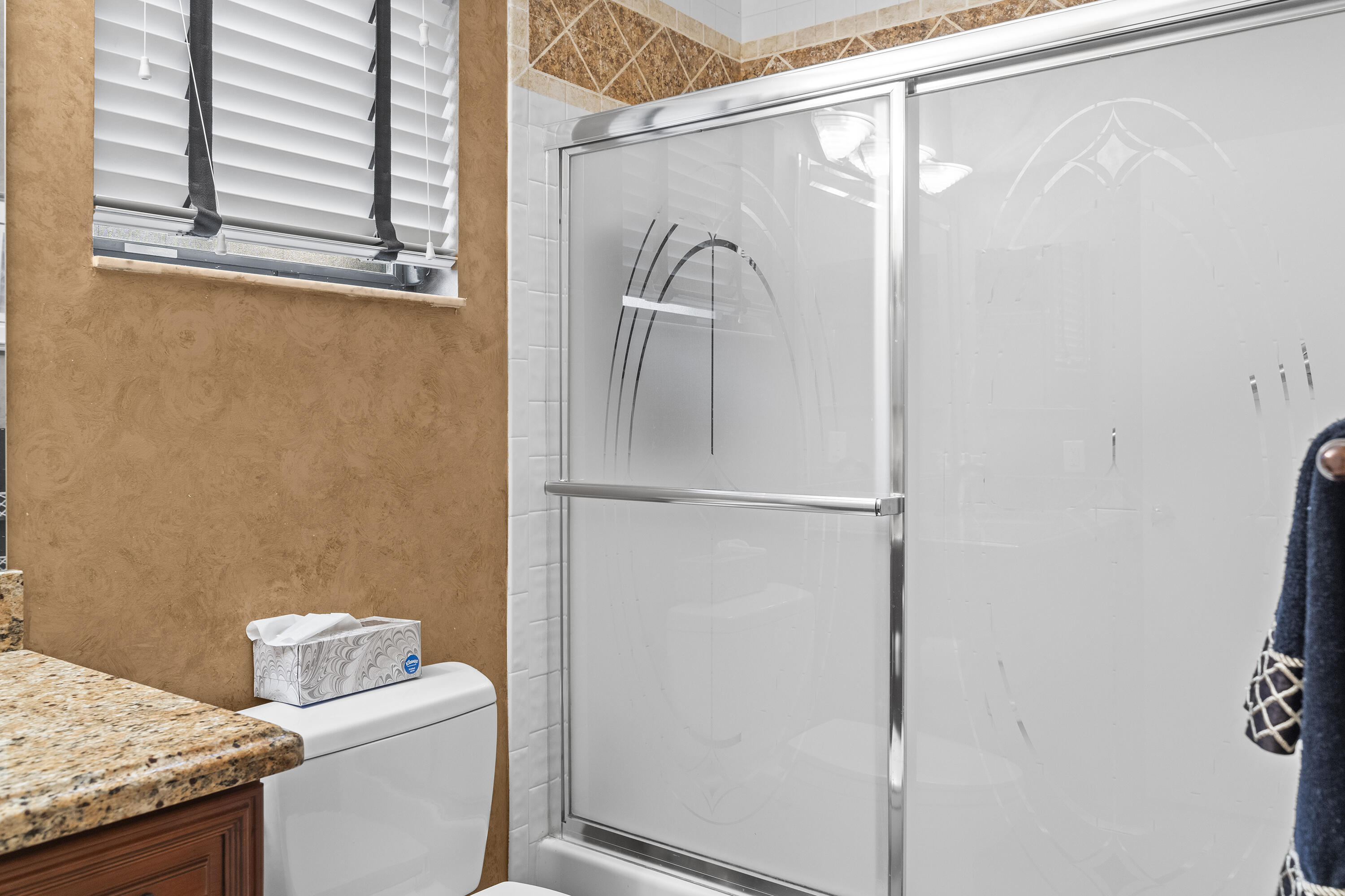 6067 Kings Gate Circle