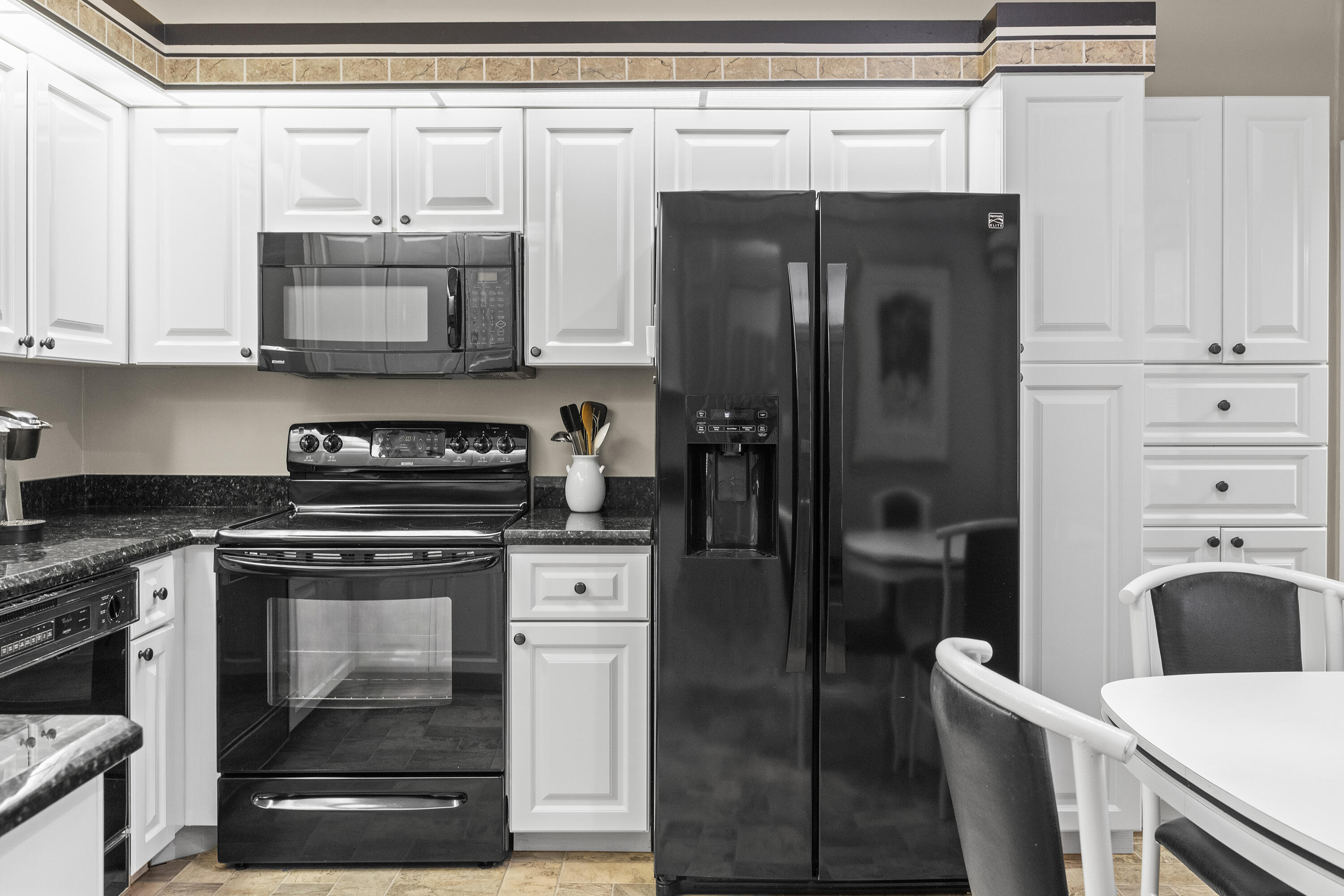 6067 Kings Gate Circle