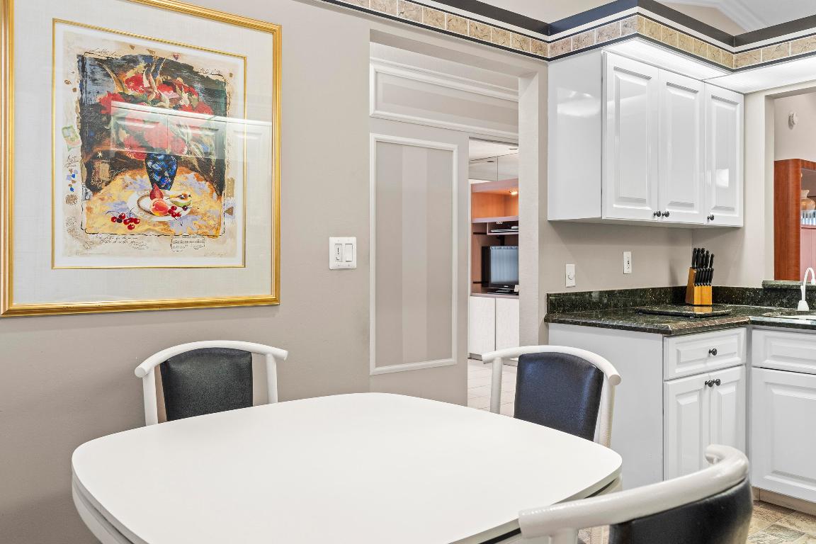 6067 Kings Gate Circle