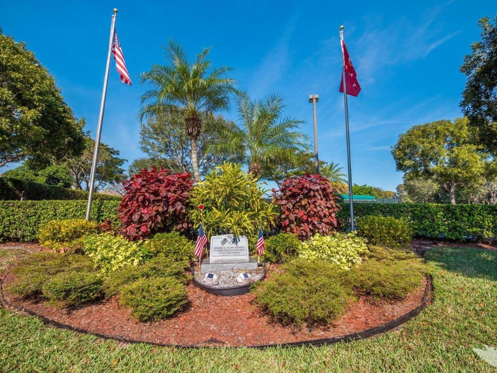 3723 Spring Crest Court, Lake Worth