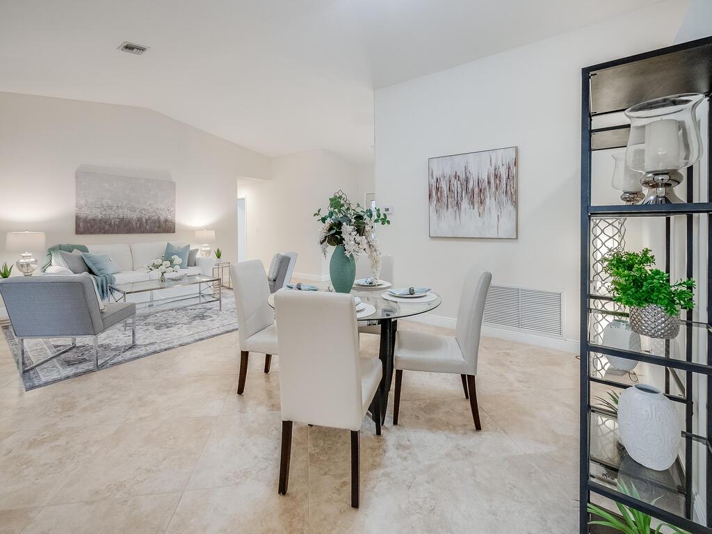 3723 Spring Crest Court, Lake Worth