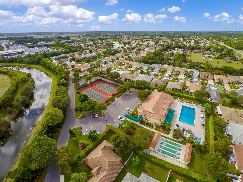 3723 Spring Crest Court, Lake Worth