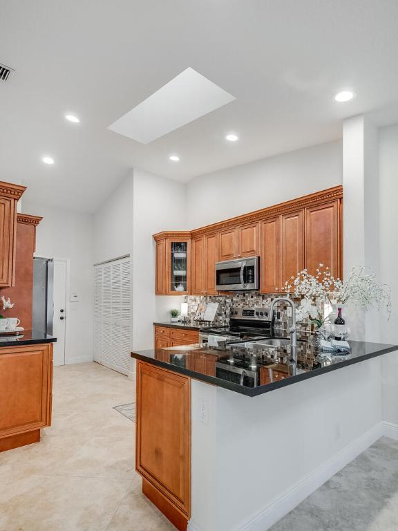 3723 Spring Crest Court, Lake Worth