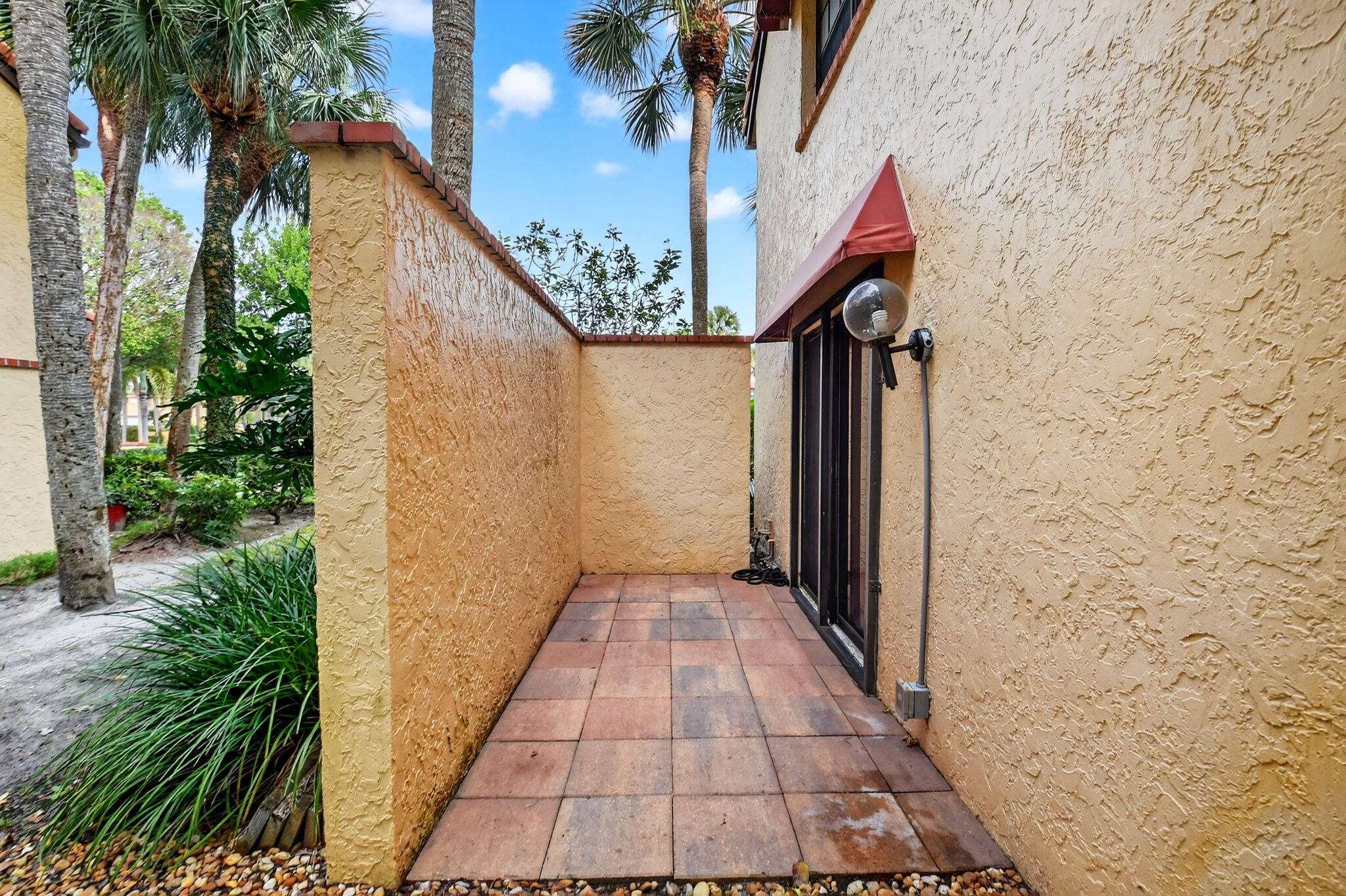 11281 Aspen Glen Drive 104