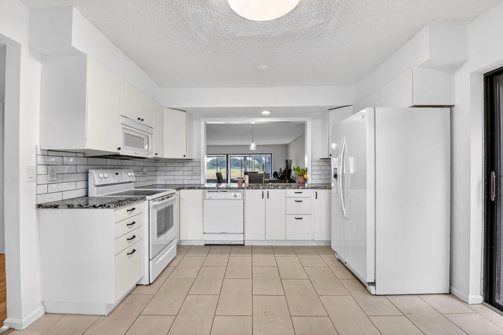 11281 Aspen Glen Drive 104