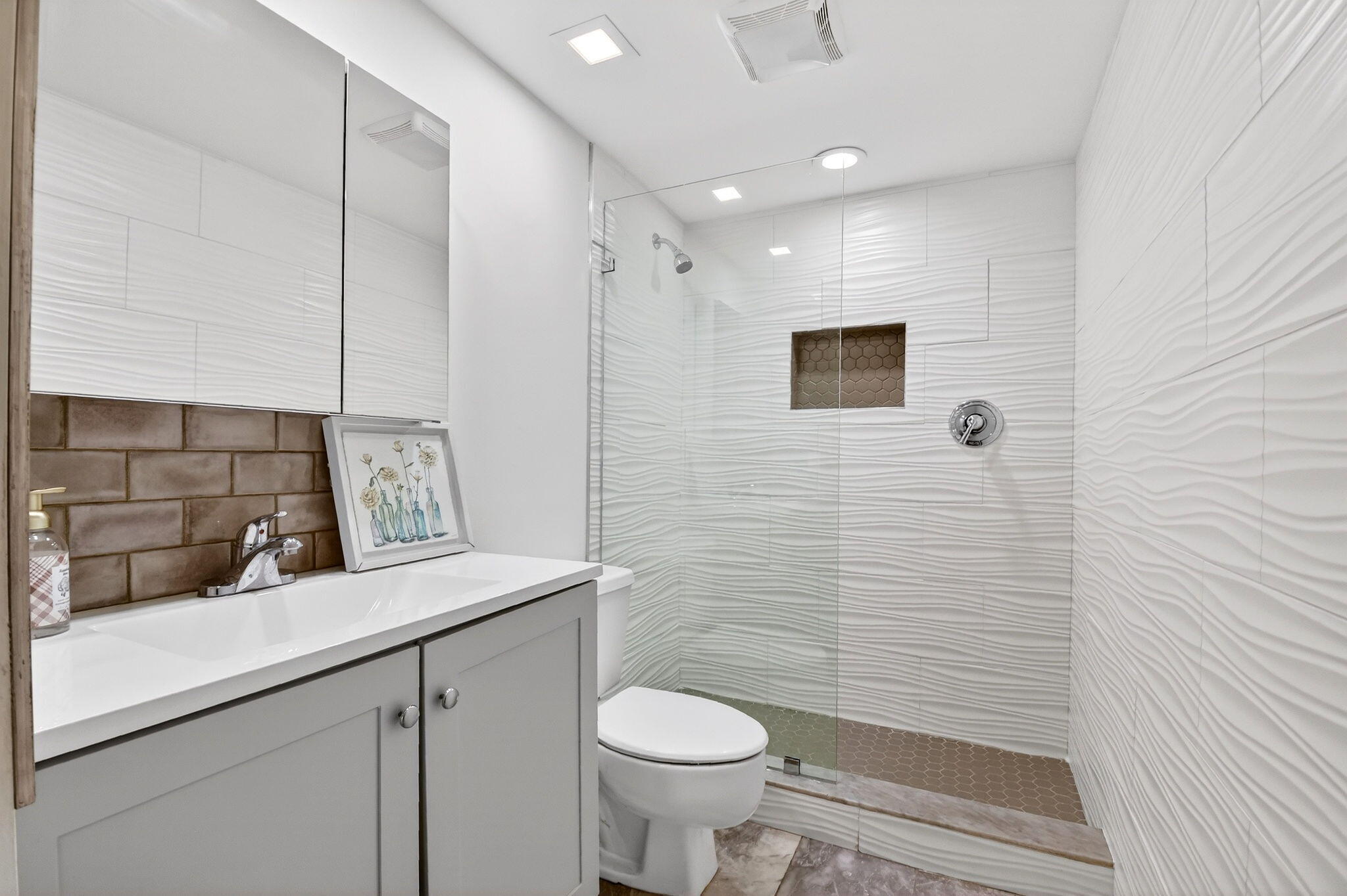 11281 Aspen Glen Drive 104