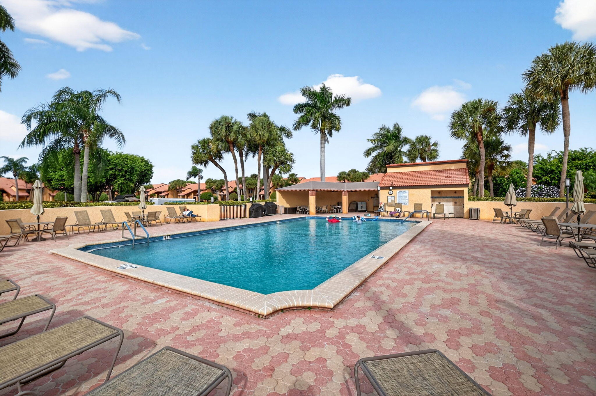 11281 Aspen Glen Drive 104