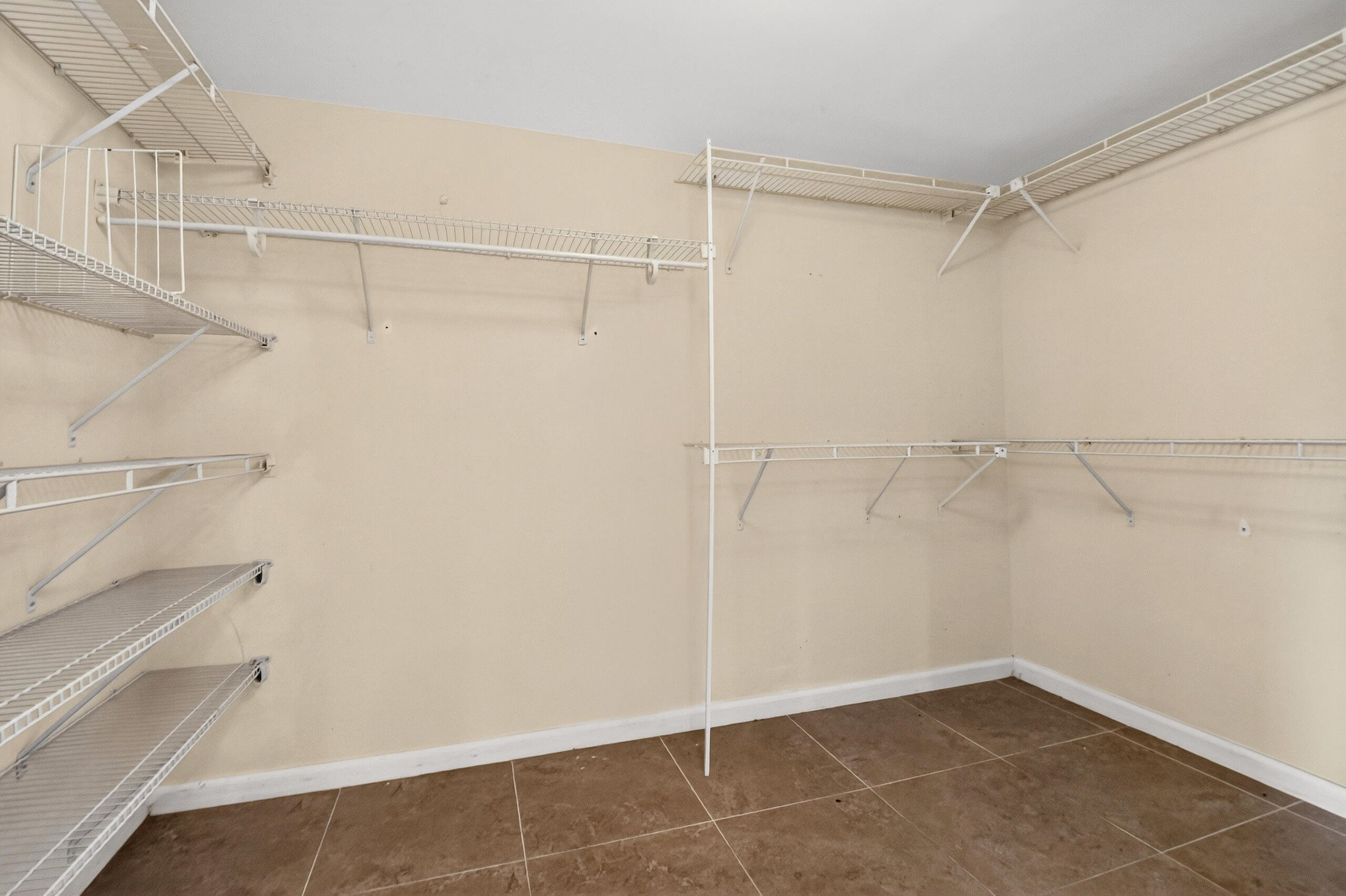 11281 Aspen Glen Drive 104