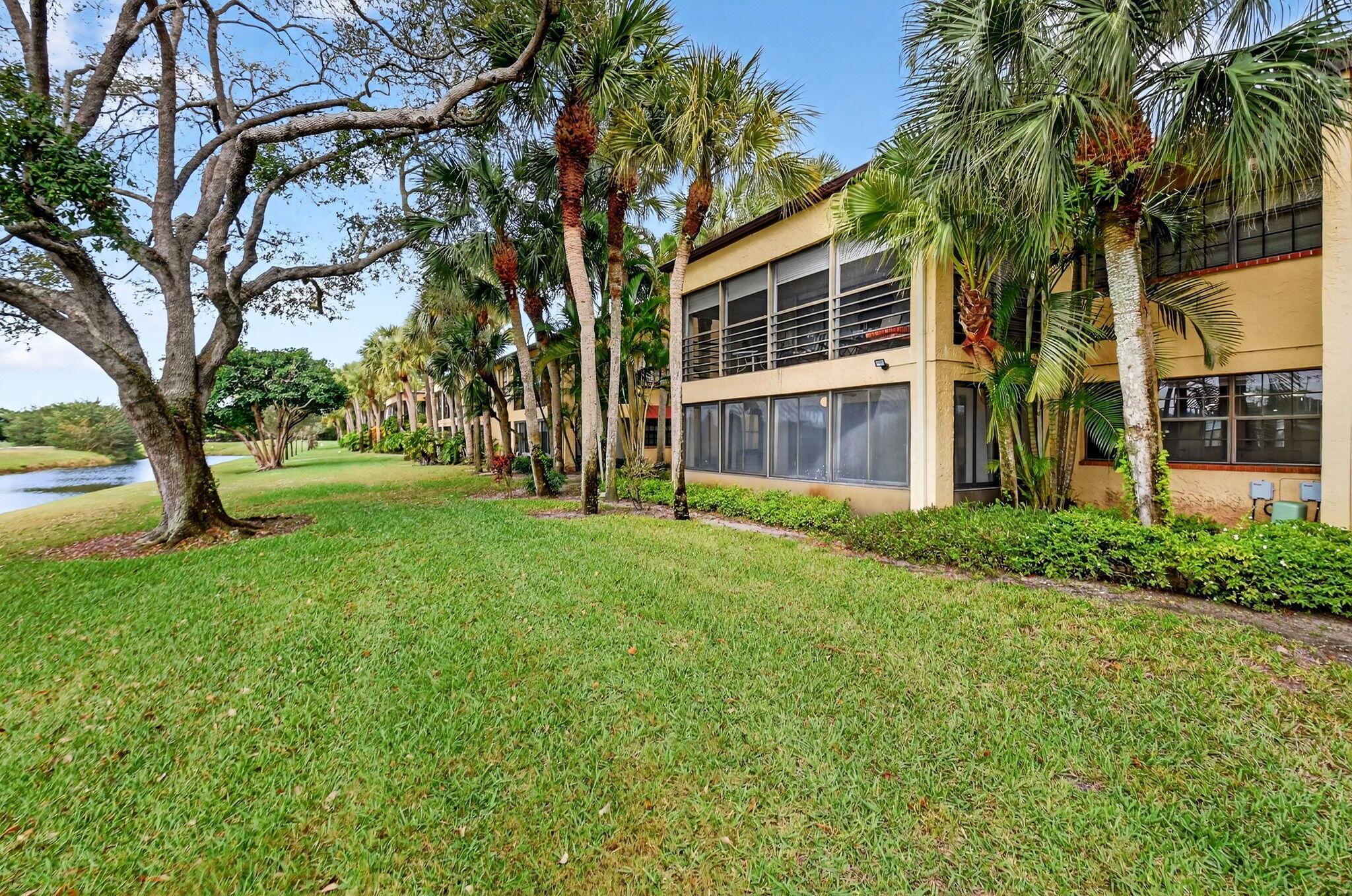 11281 Aspen Glen Drive 104
