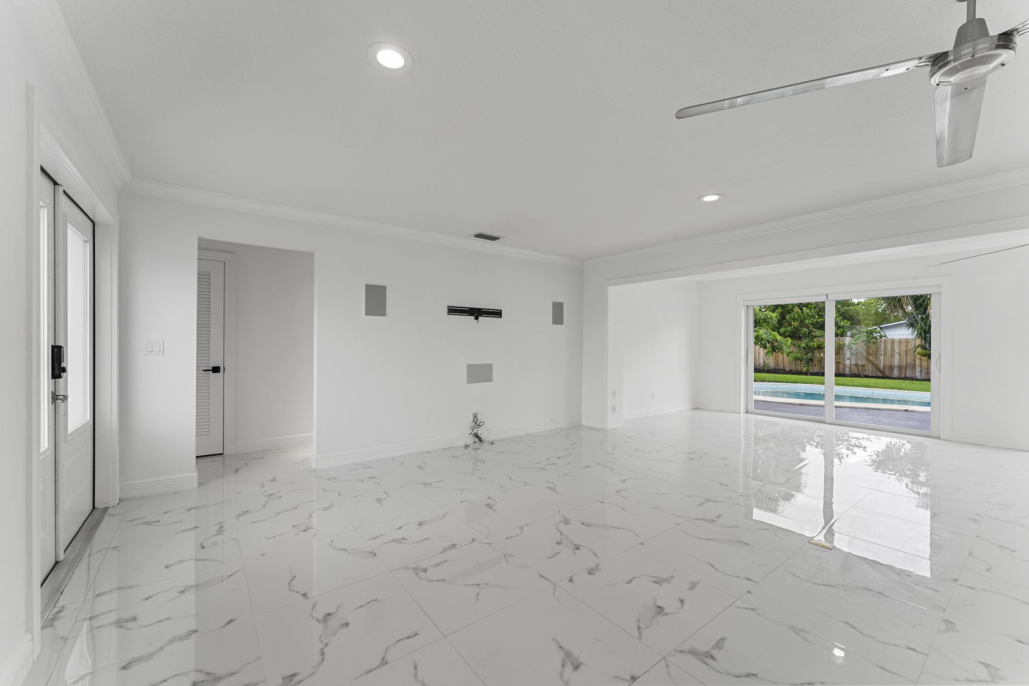 599 NW 13th Drive