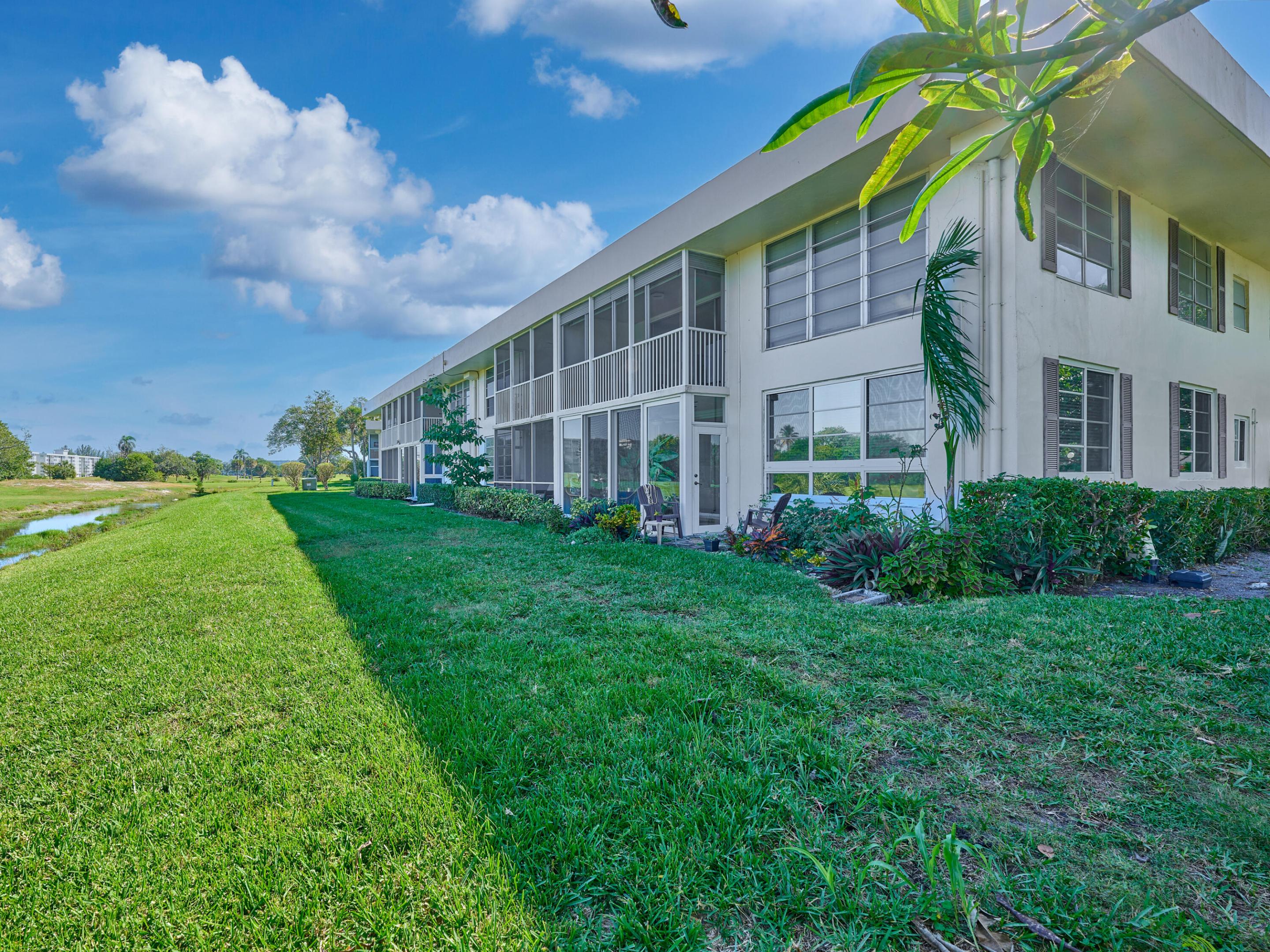 3001 S Palm Aire Drive 107