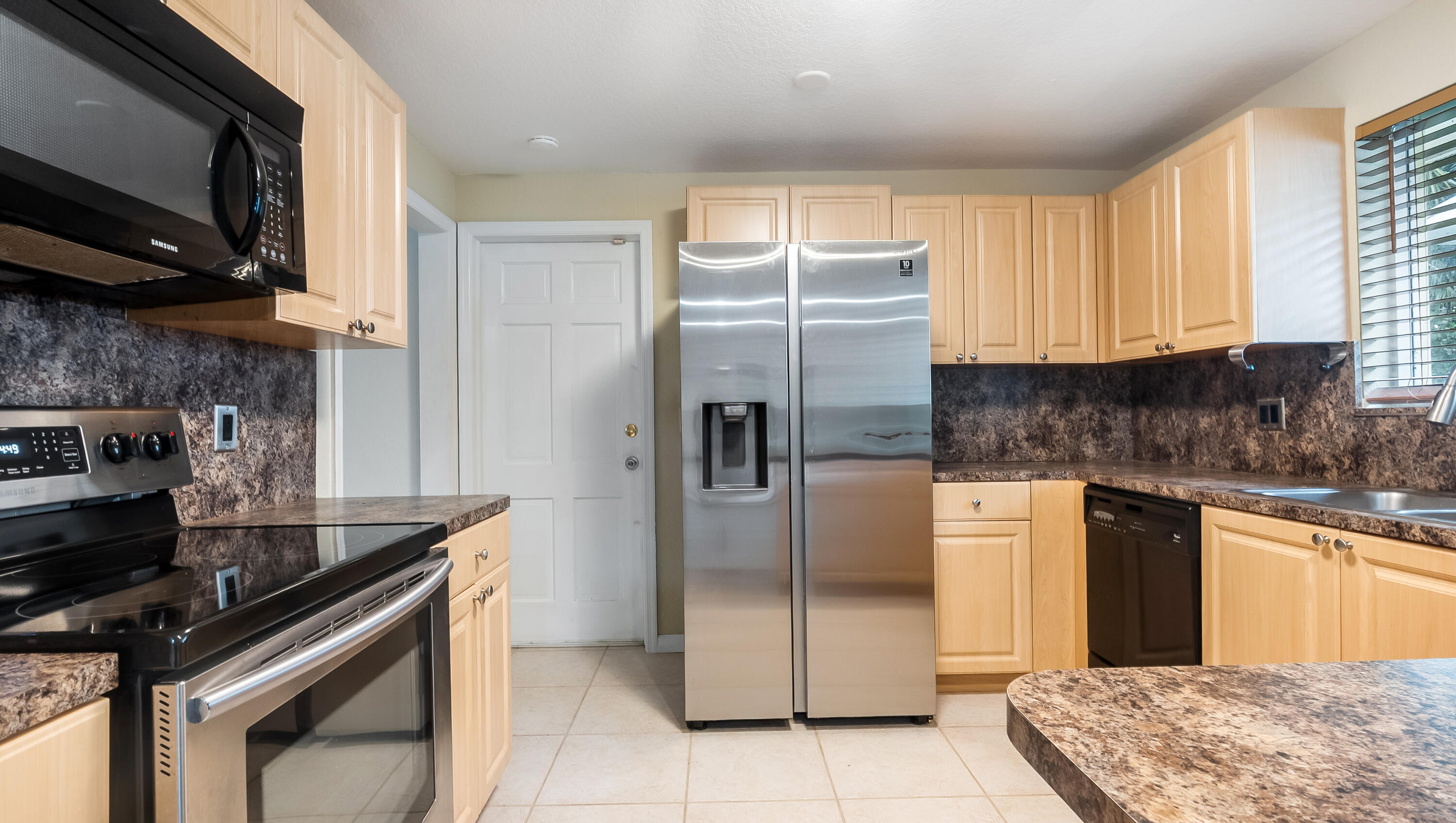 319 SW 11th Avenue