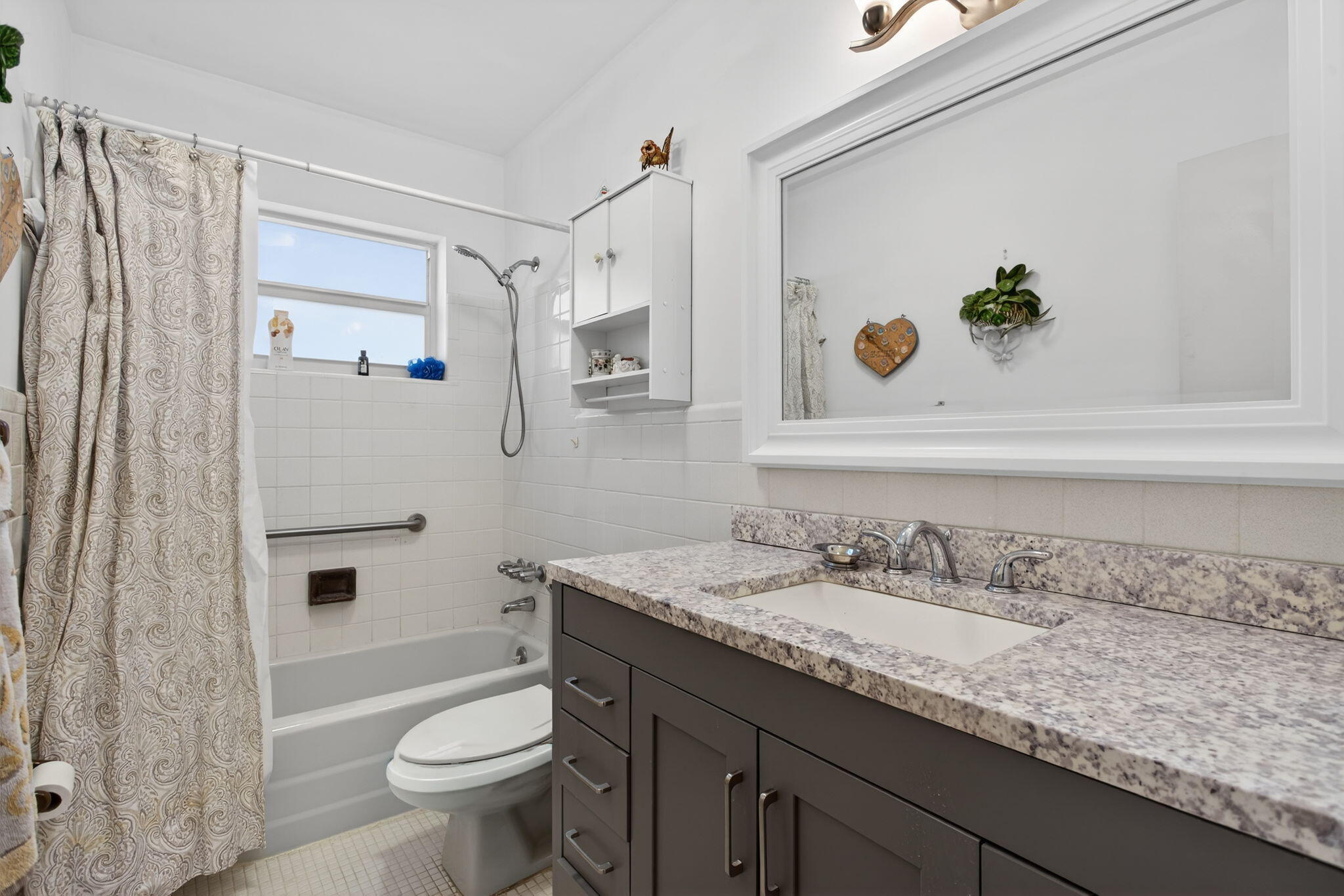 2131 NE 42nd Court 212e