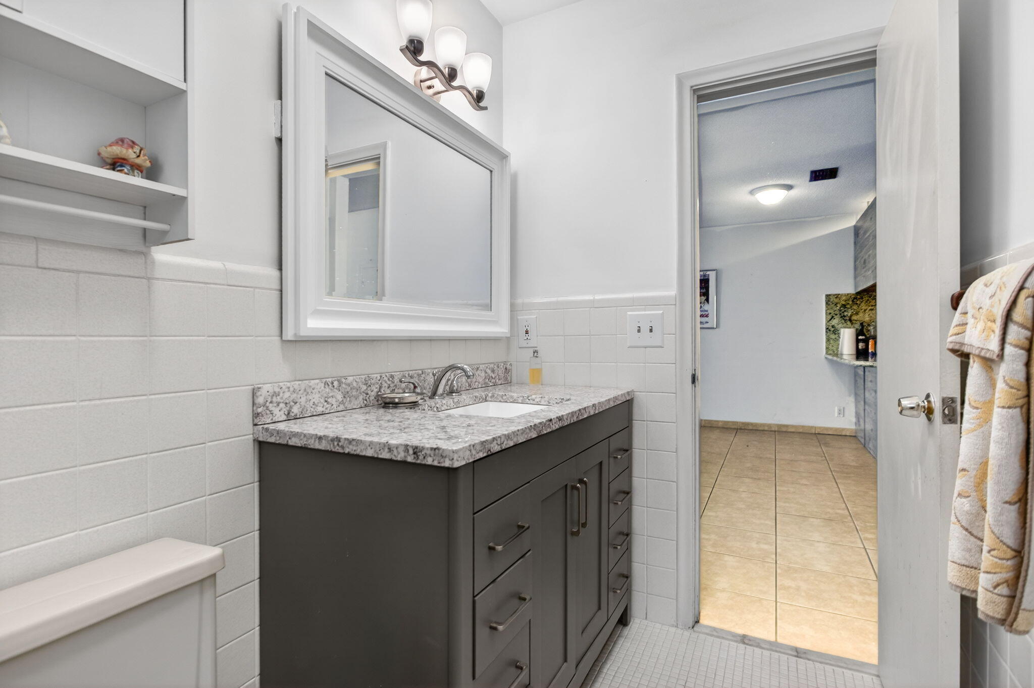 2131 NE 42nd Court 212e
