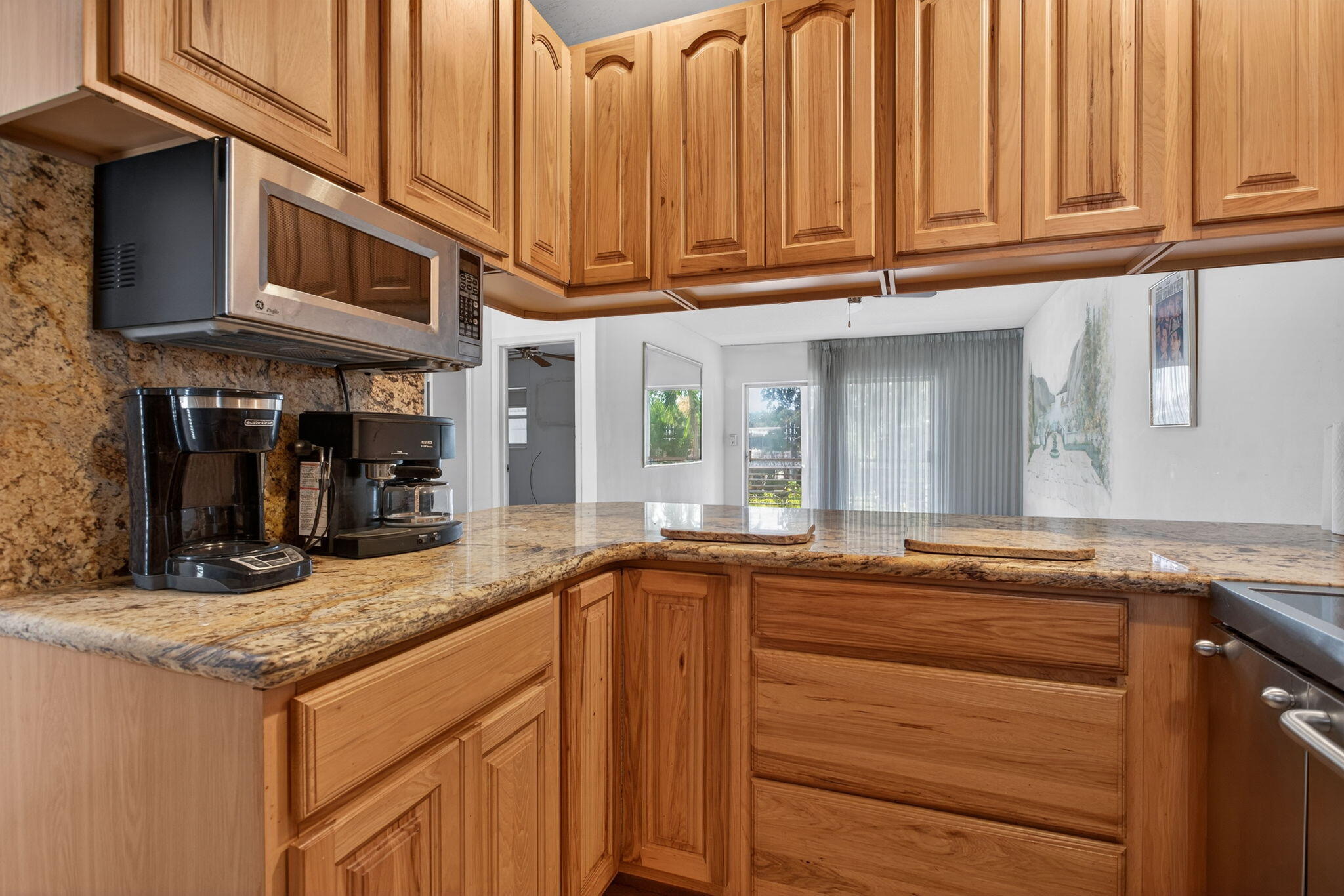 2131 NE 42nd Court 212e