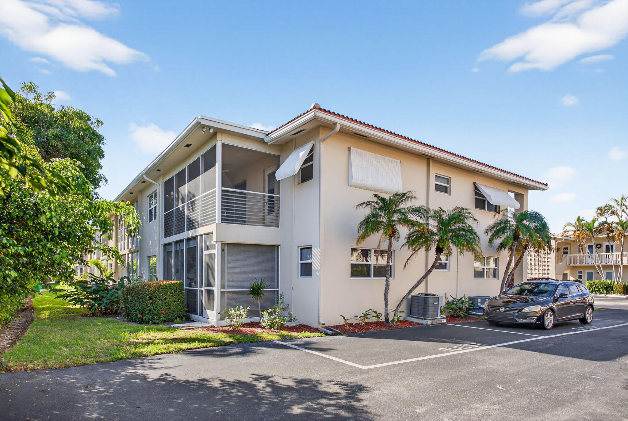 2131 NE 42nd Court 212e