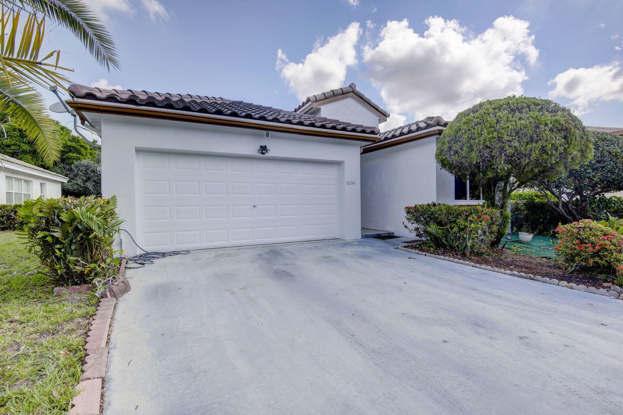 10245 SW 16th Court