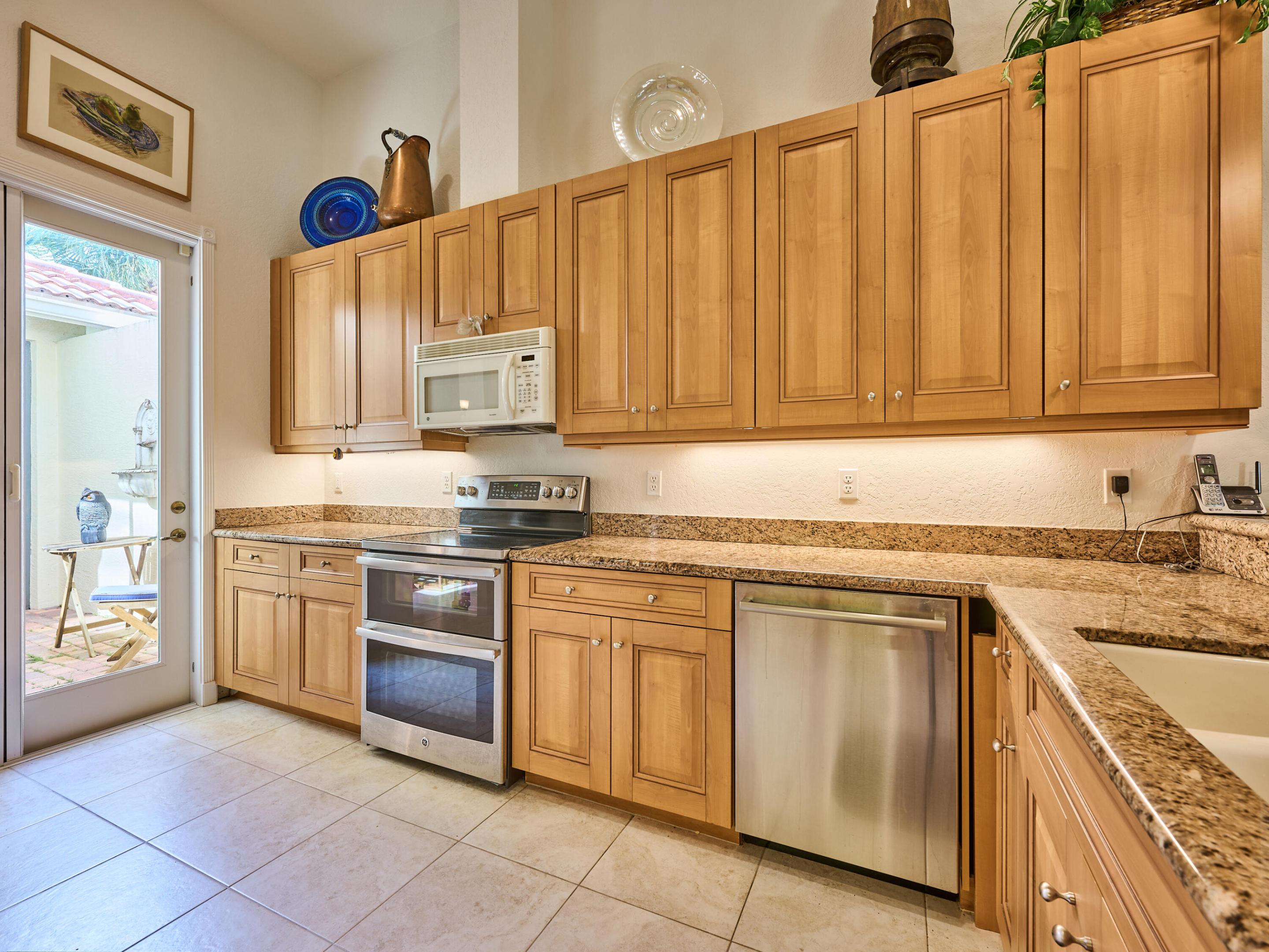 6955 Fabiano Circle