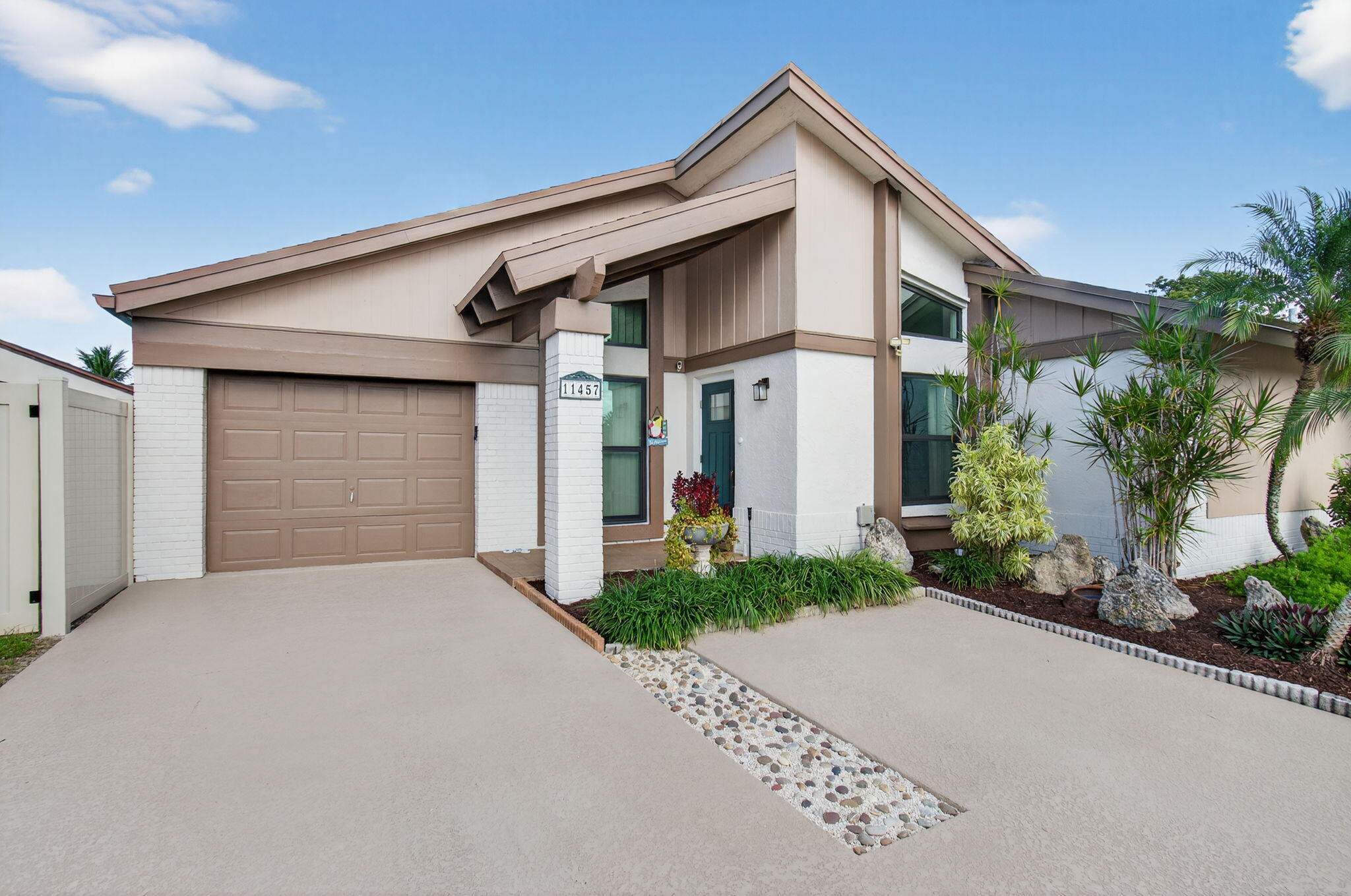 11457 Country Sound Court