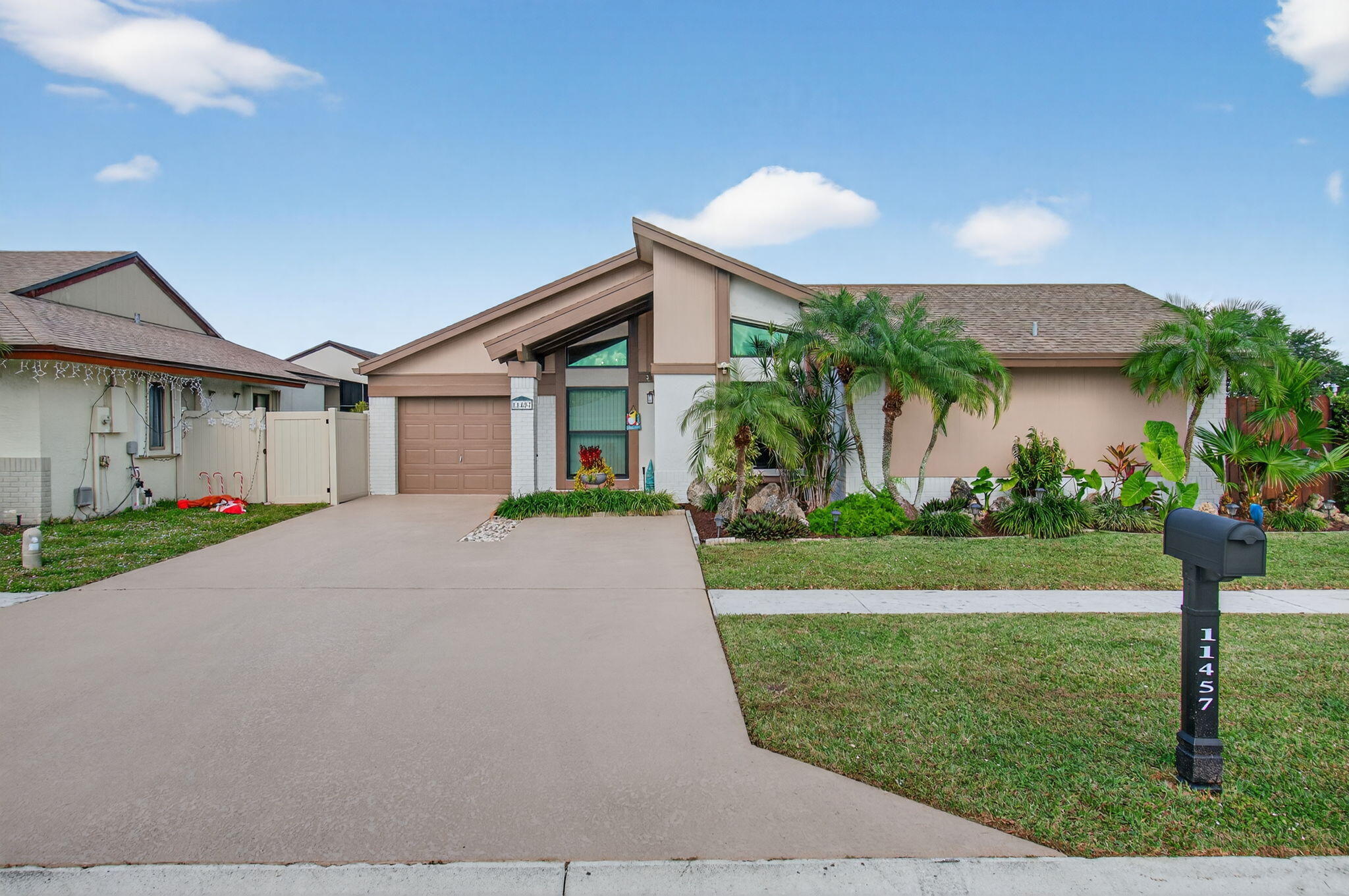 11457 Country Sound Court