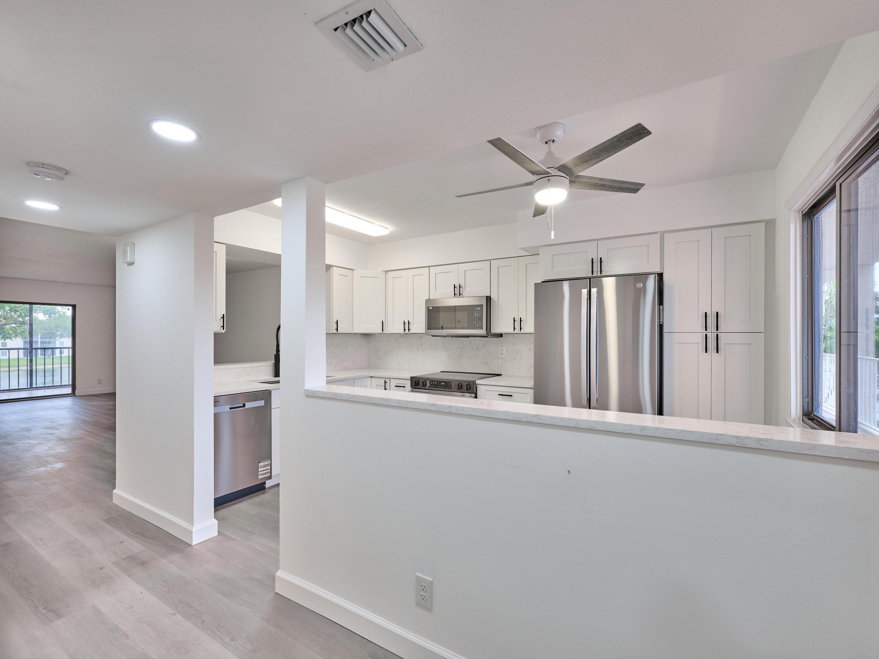 6193 Pointe Regal Circle 306