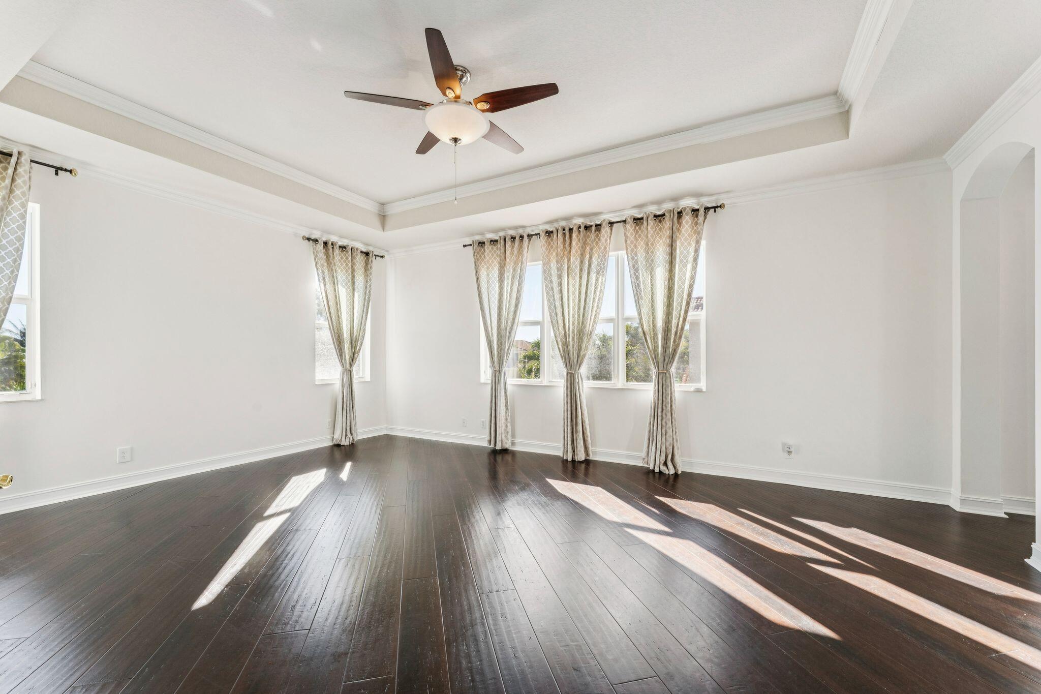 8697 Cobblestone Point Circle