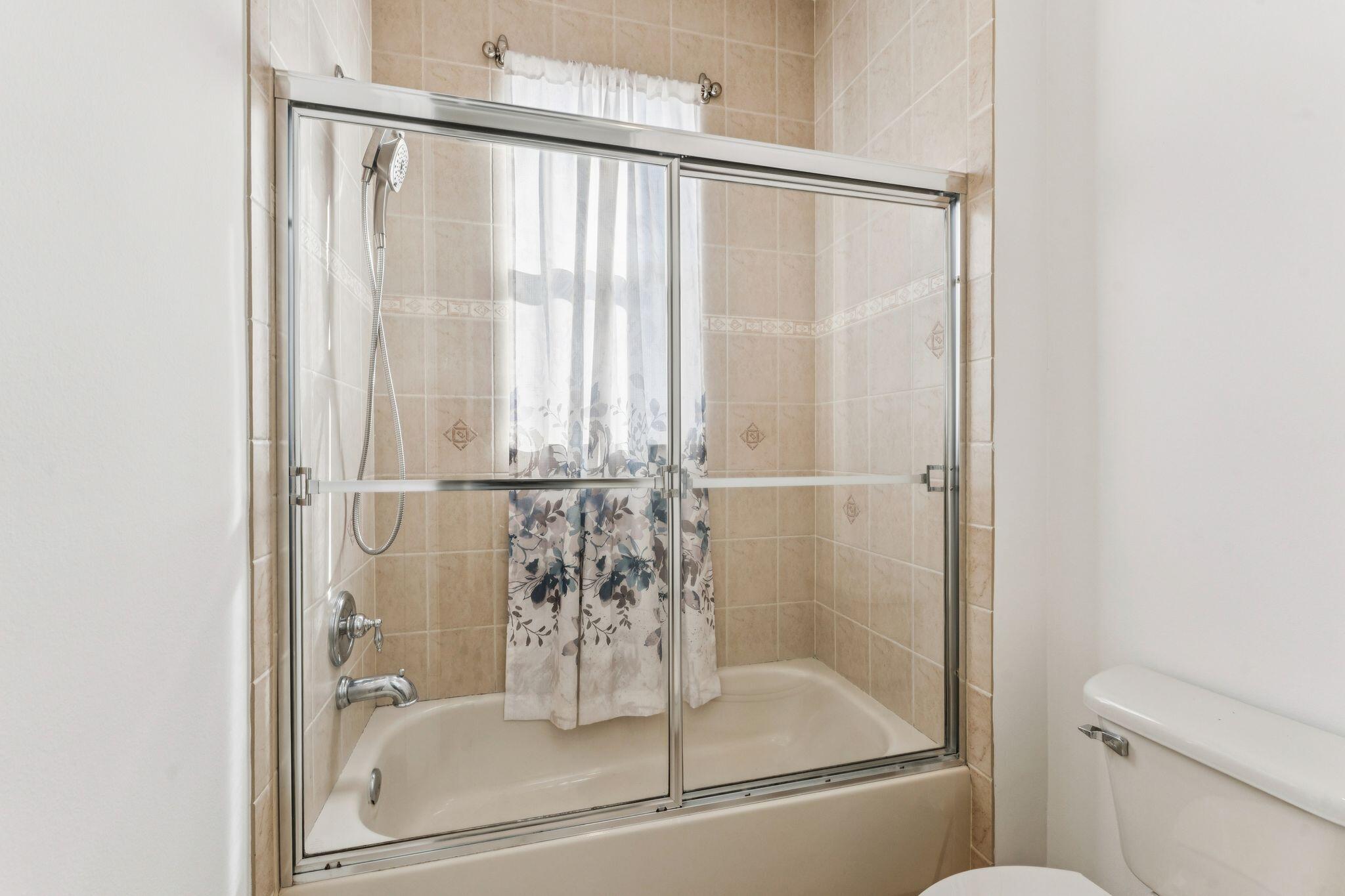 8697 Cobblestone Point Circle