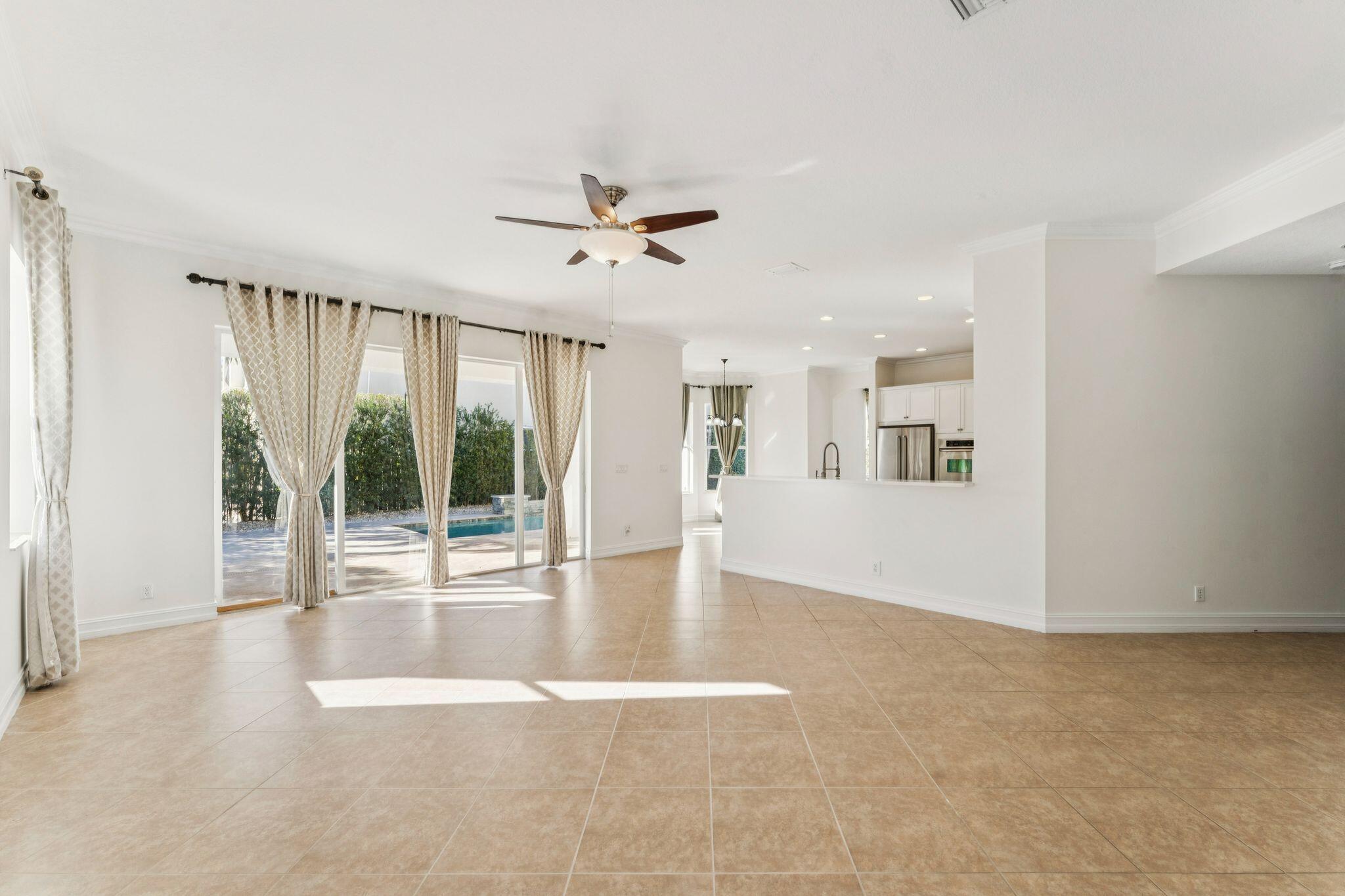 8697 Cobblestone Point Circle