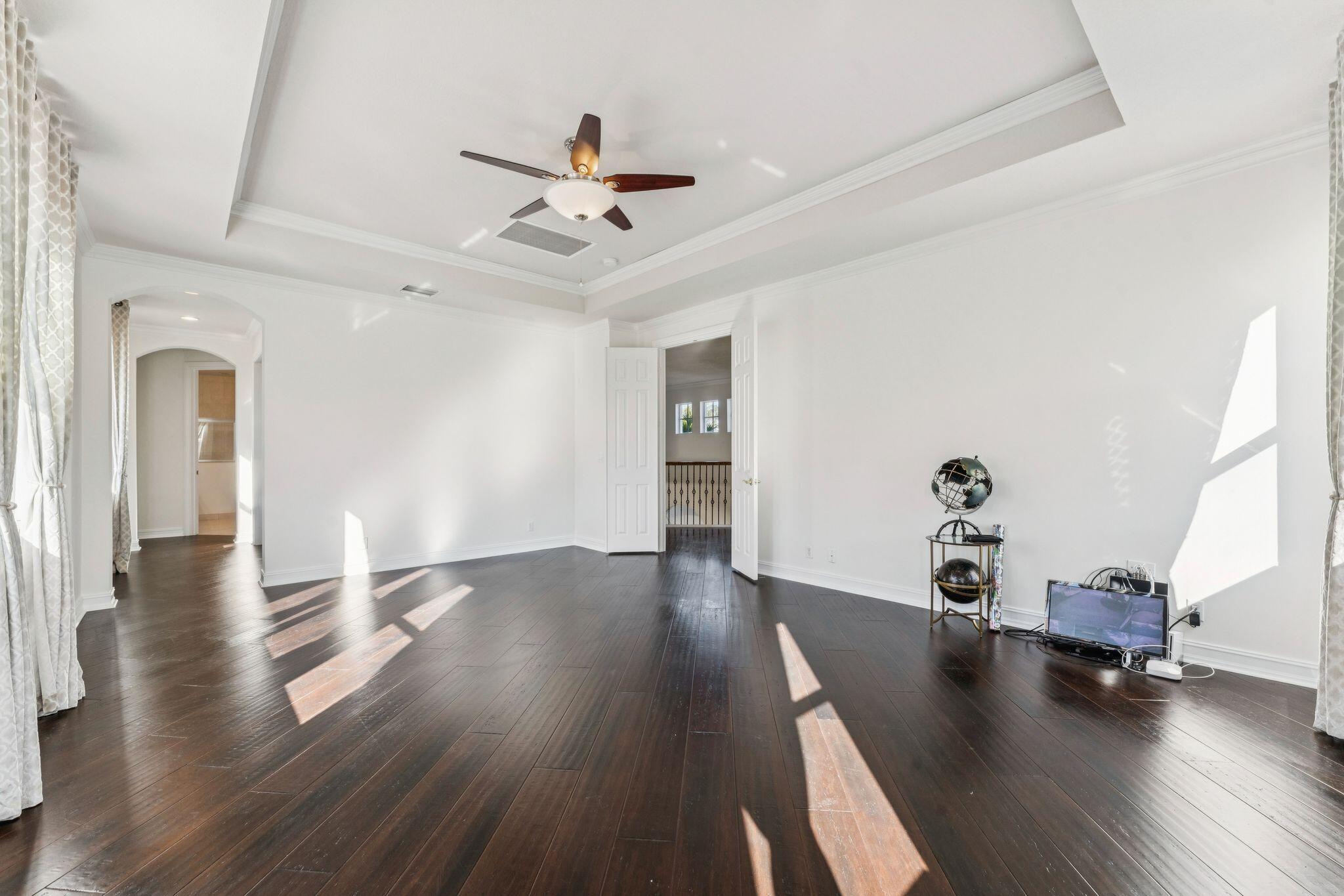 8697 Cobblestone Point Circle