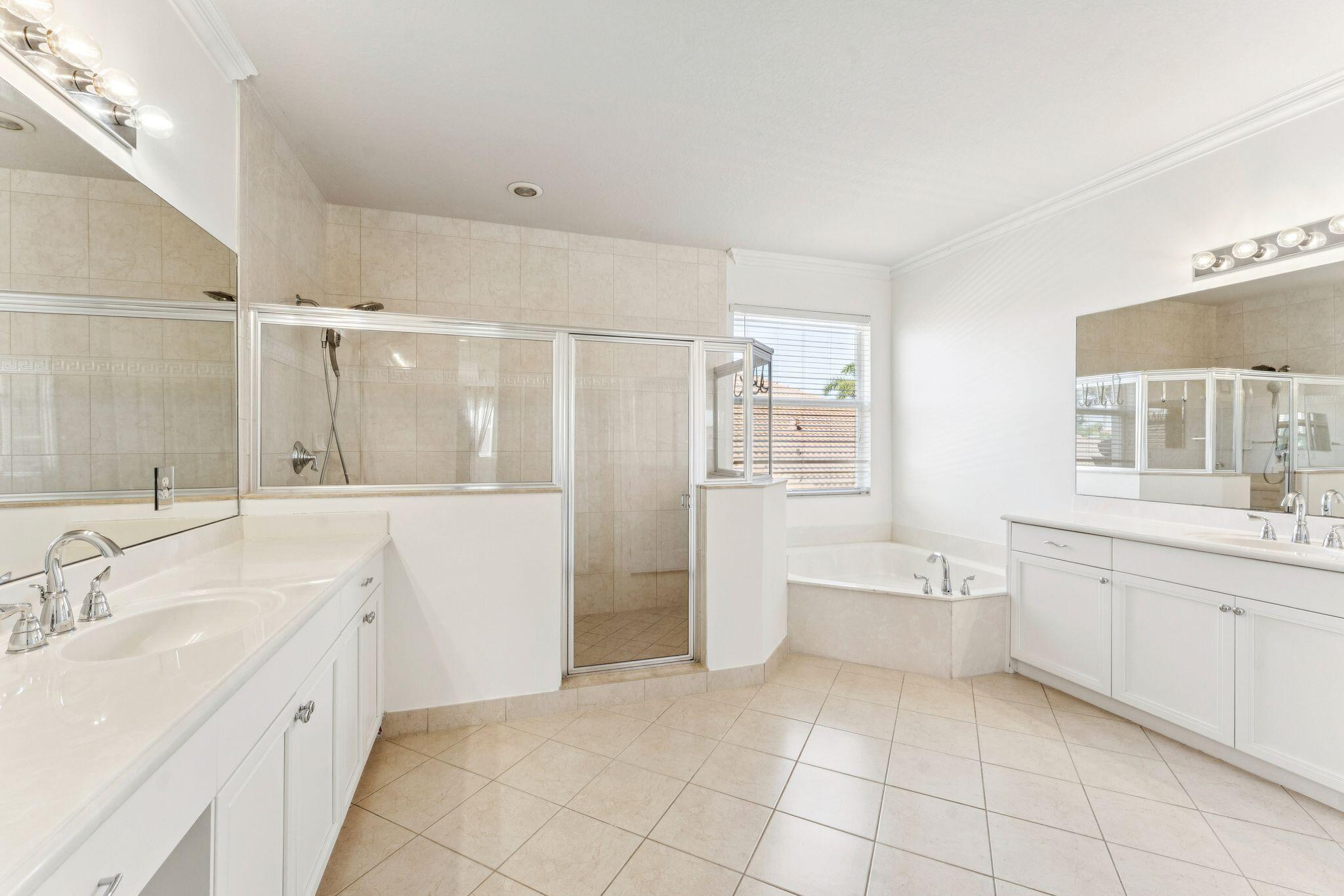 8697 Cobblestone Point Circle