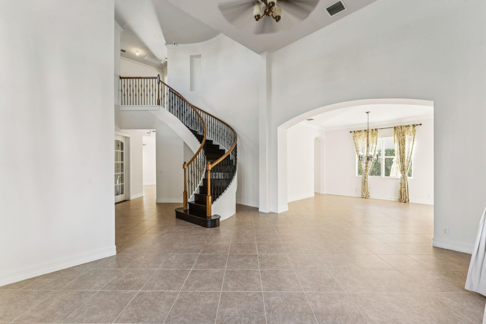 8697 Cobblestone Point Circle