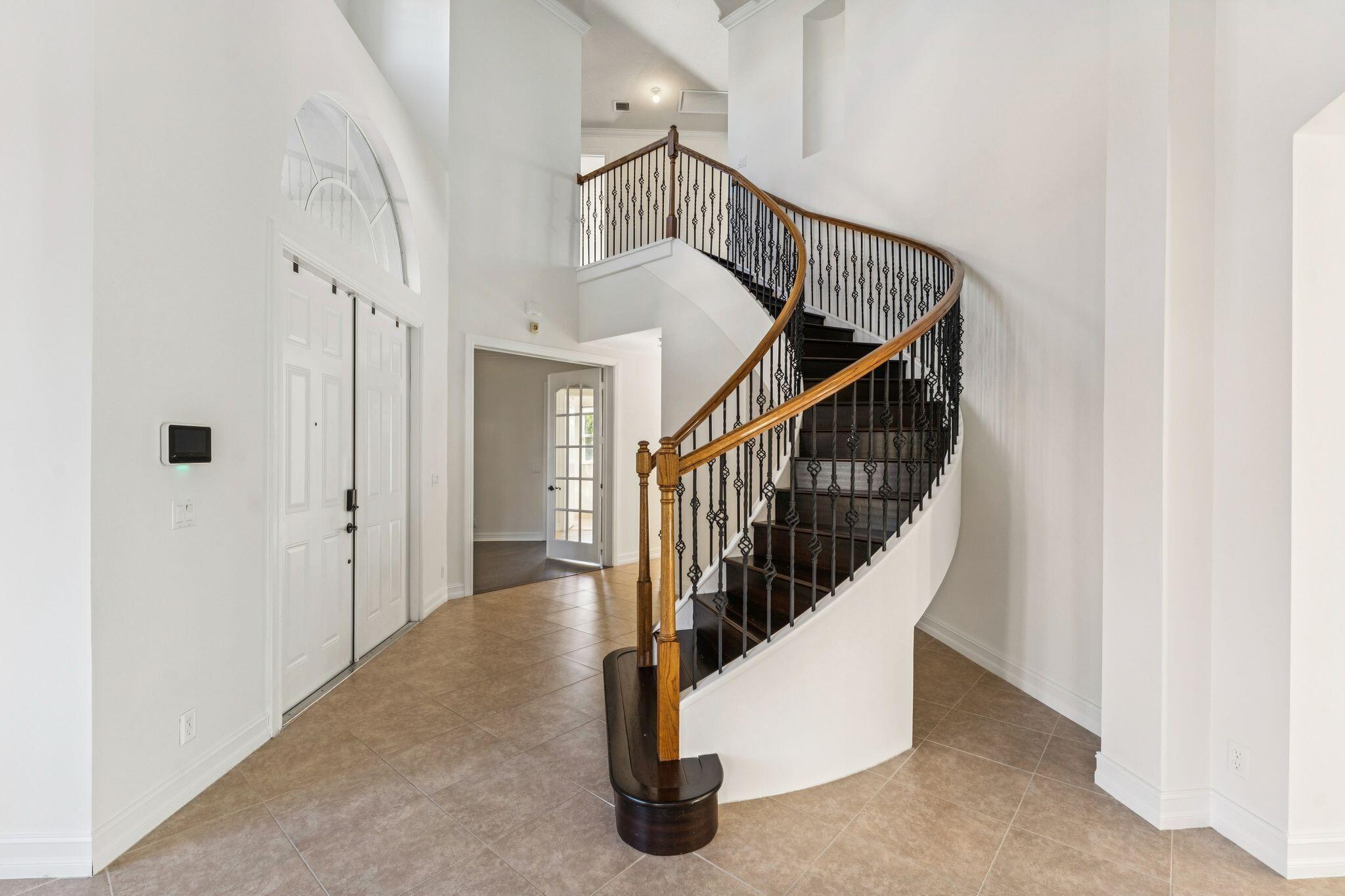 8697 Cobblestone Point Circle