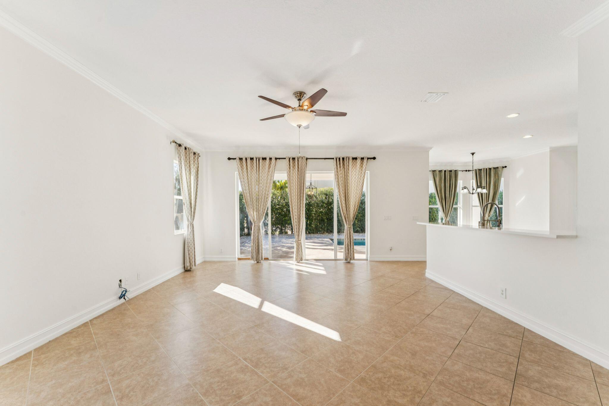 8697 Cobblestone Point Circle