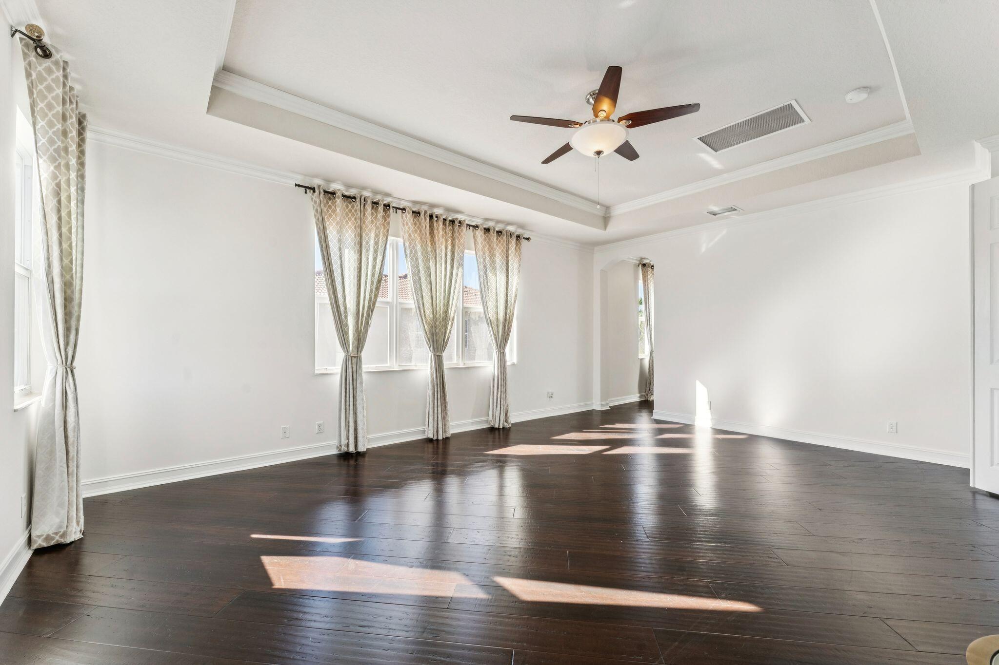 8697 Cobblestone Point Circle