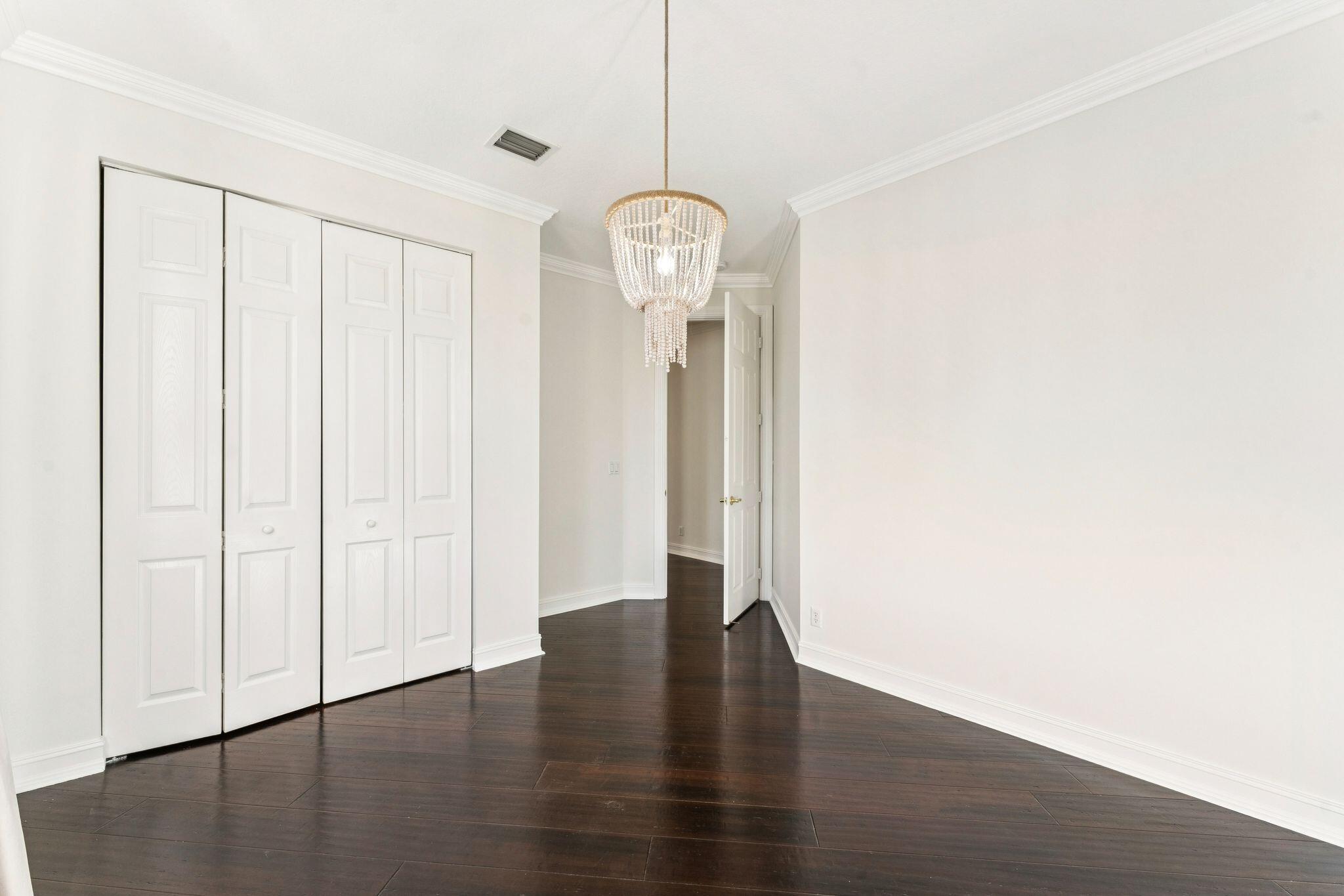 8697 Cobblestone Point Circle