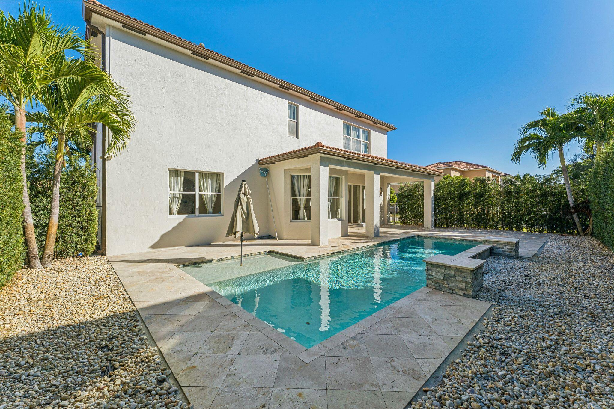 8697 Cobblestone Point Circle