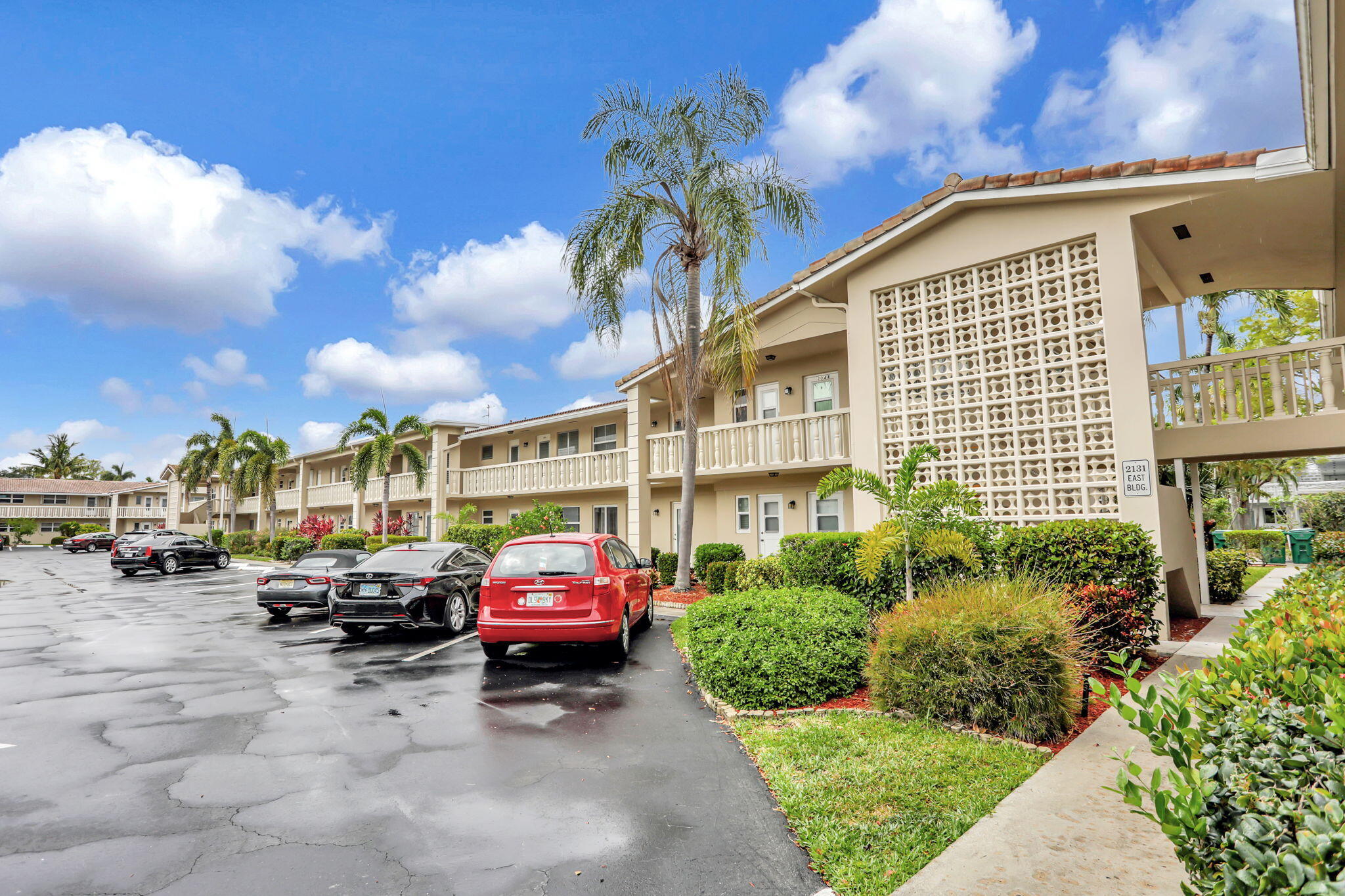 2131 NE 42nd Court 210e