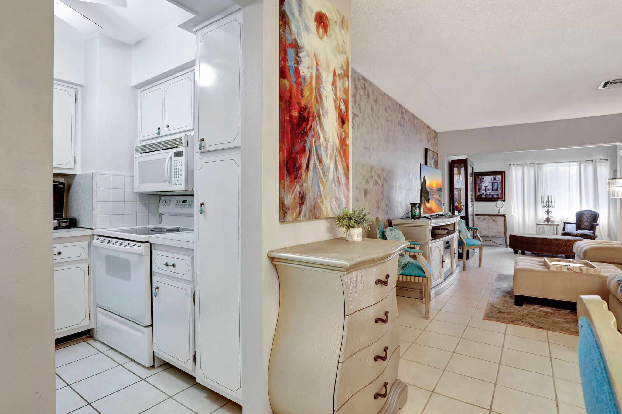 2131 NE 42nd Court 210e