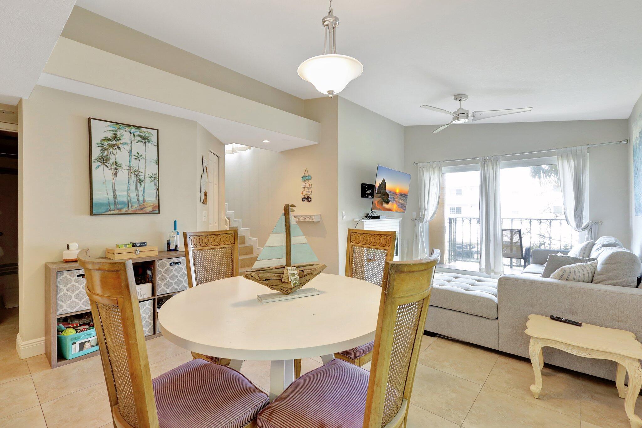 1050 Lake Shore Drive 204