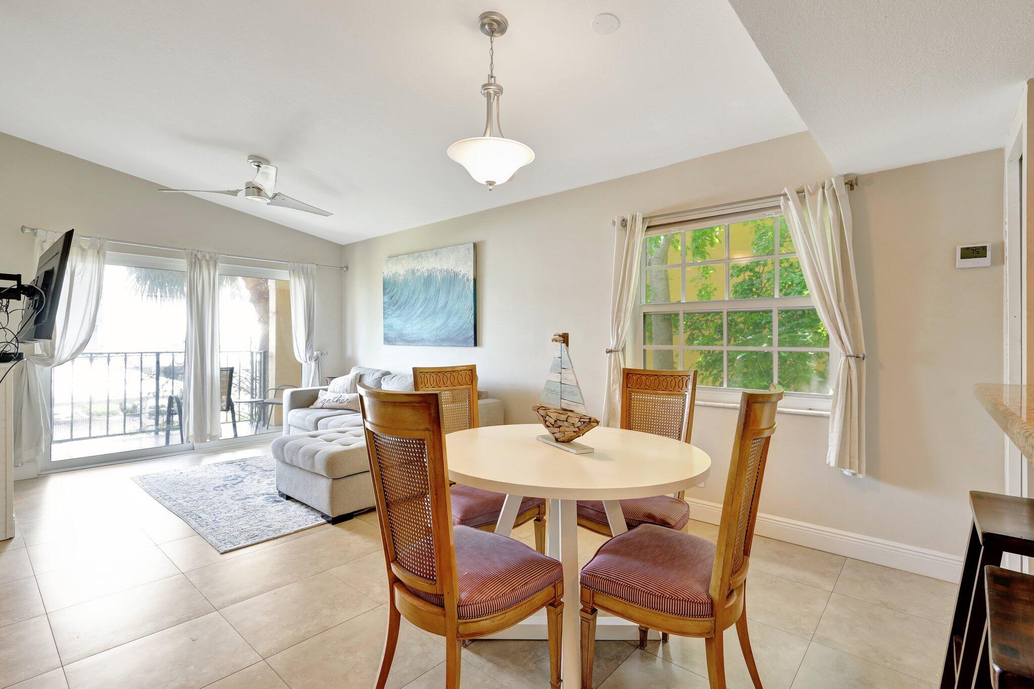 1050 Lake Shore Drive 204