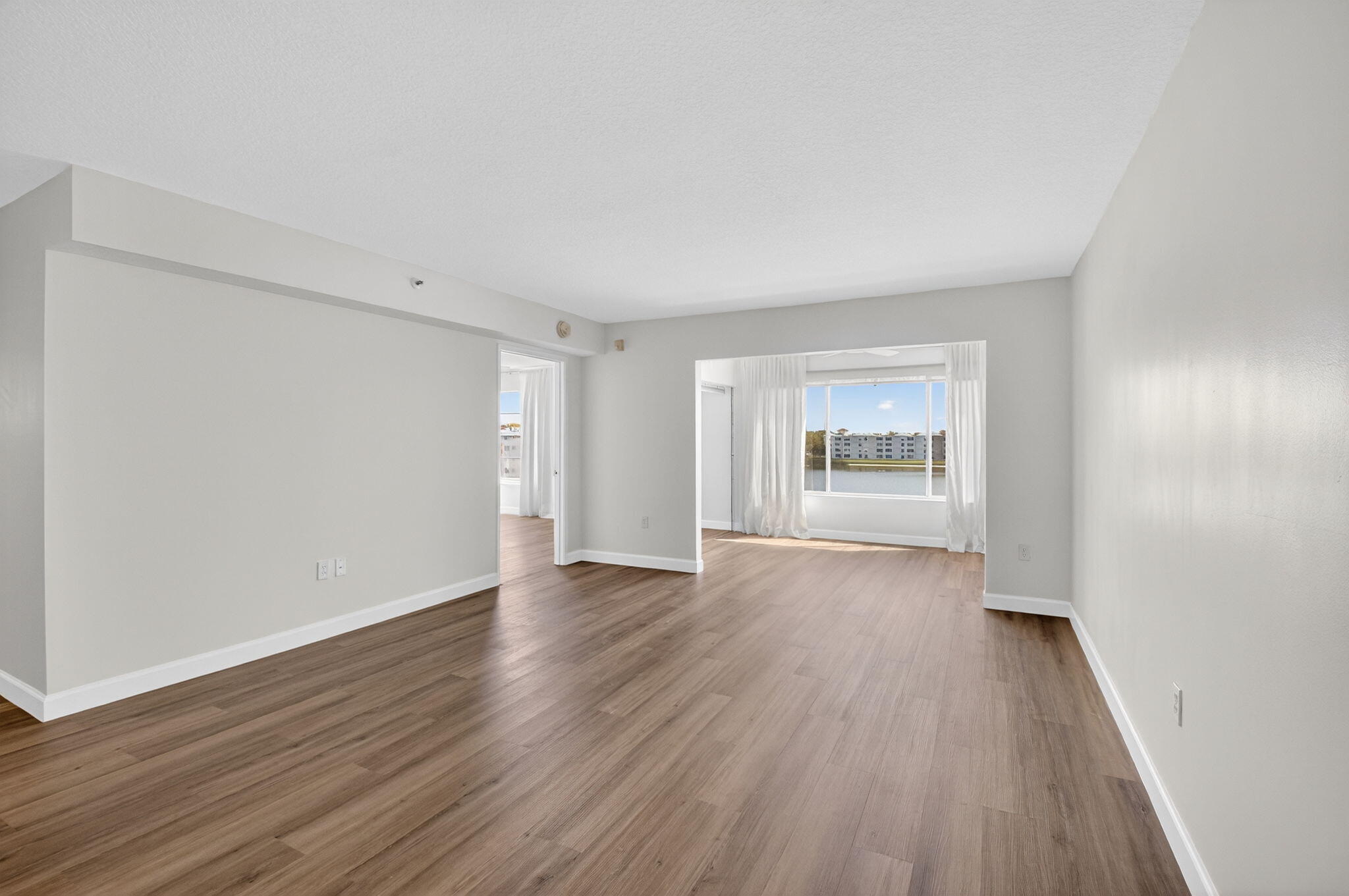 14096 Huntington Pointe Drive 407